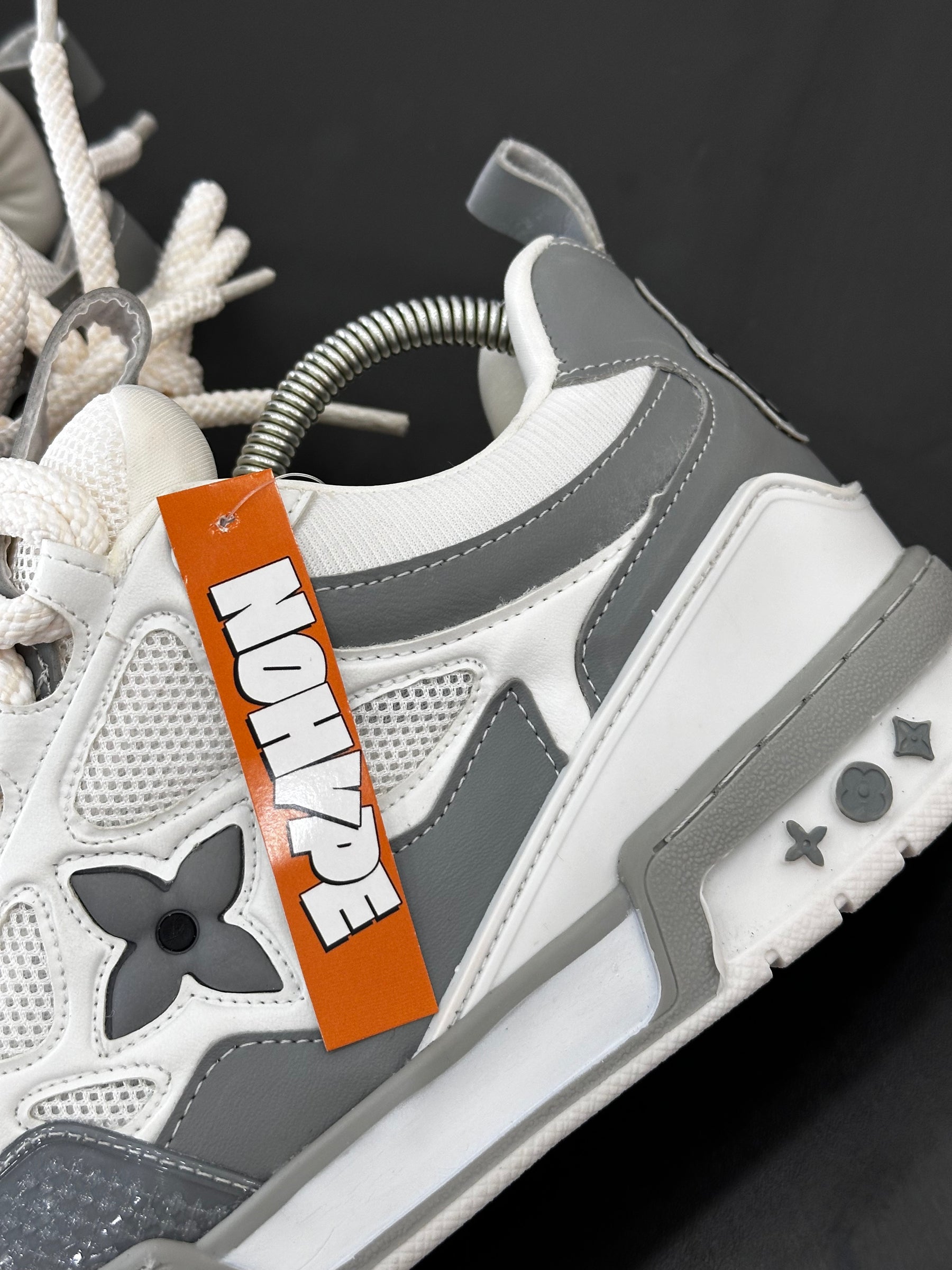 Tênis Louis Vuitton Skate - Cinza