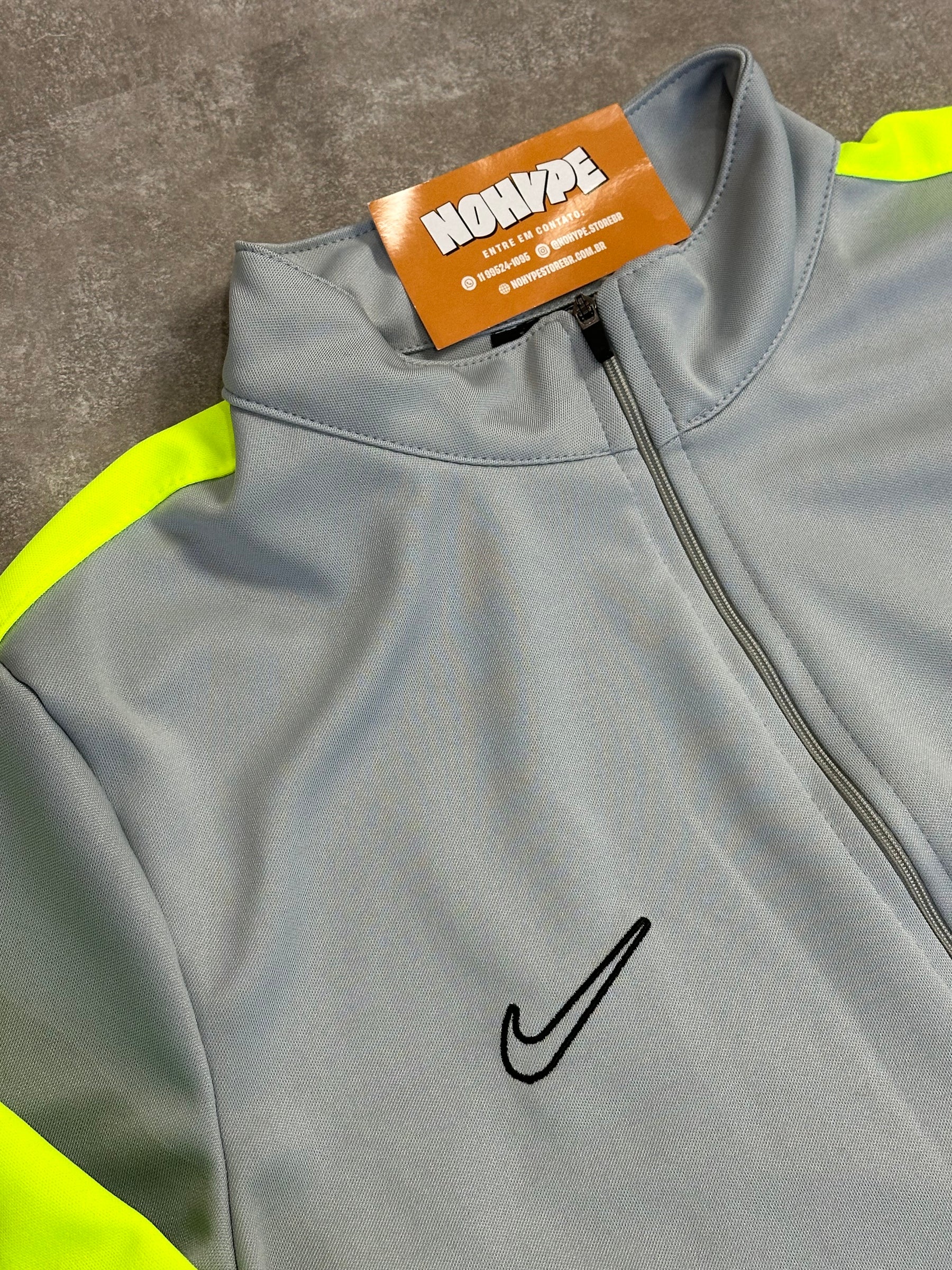 Conjunto Academy Dri Fit - Cinza e Verde