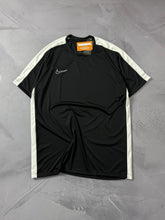Camiseta Nike Dri Fit Academy 23 - Preta