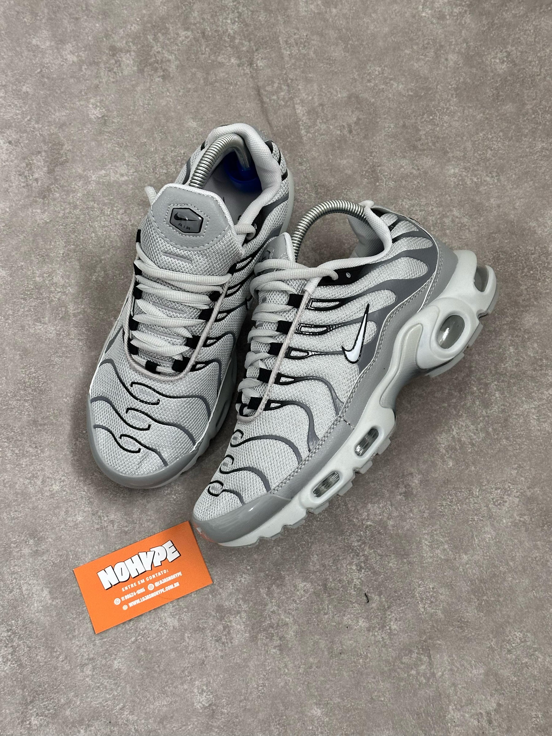 Tênis Nike Air Max Plus TN - Grey