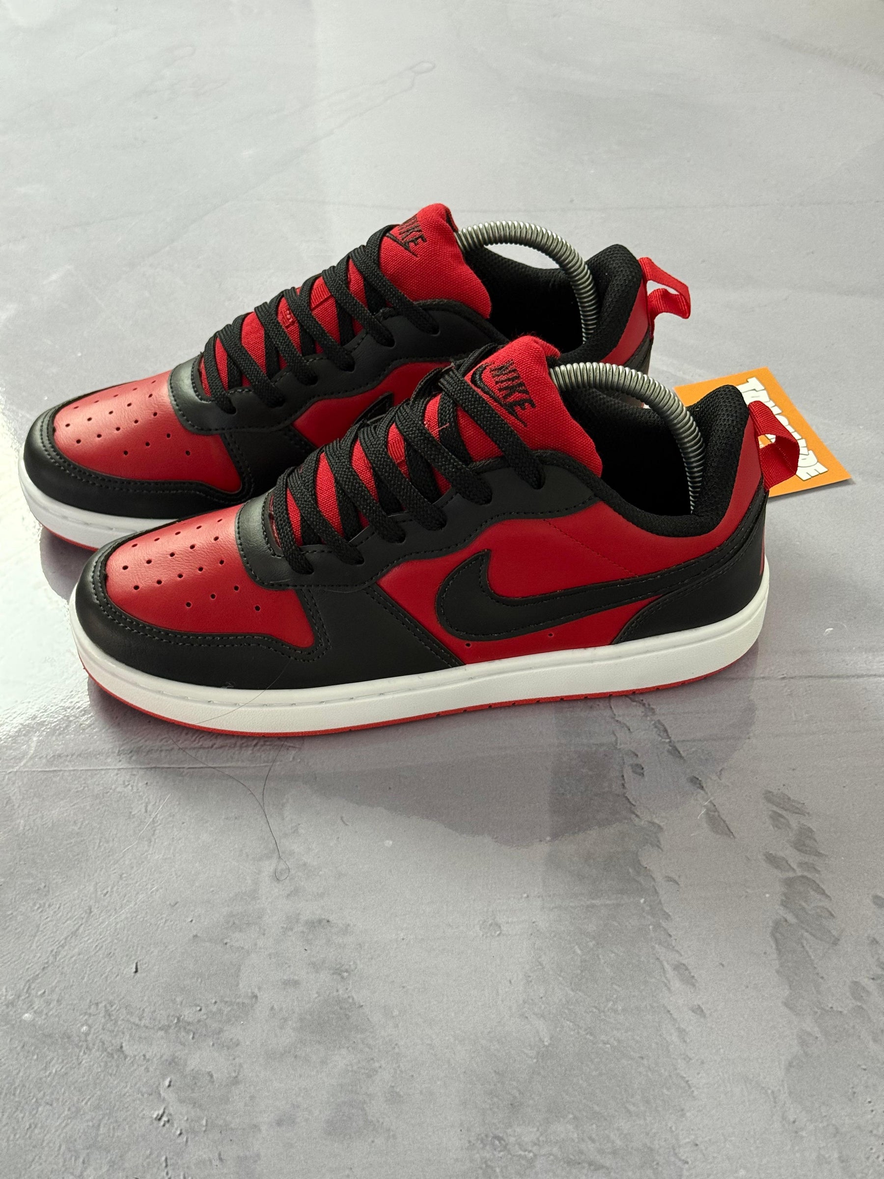 Tênis Nike Borough - Vermelho