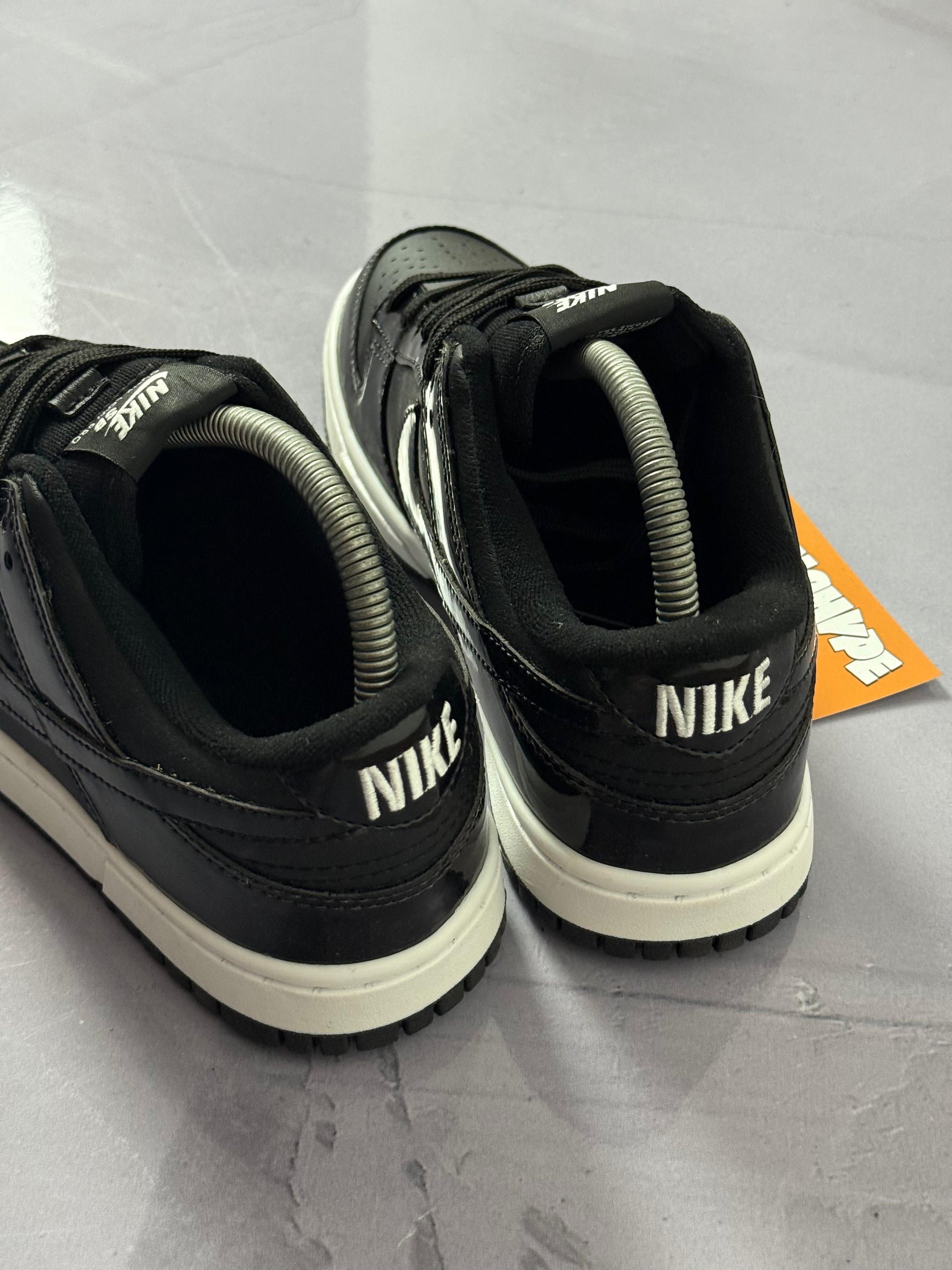 Tênis Nike Dunk Brilhante - Preto