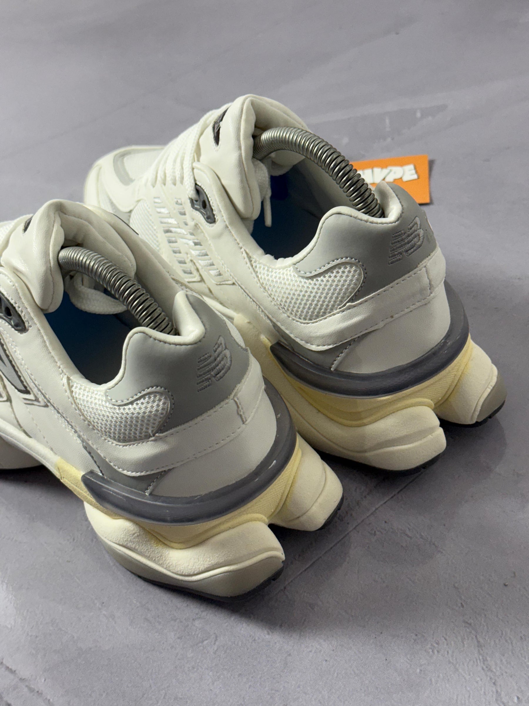 Tênis New Balance 9060 - Branco