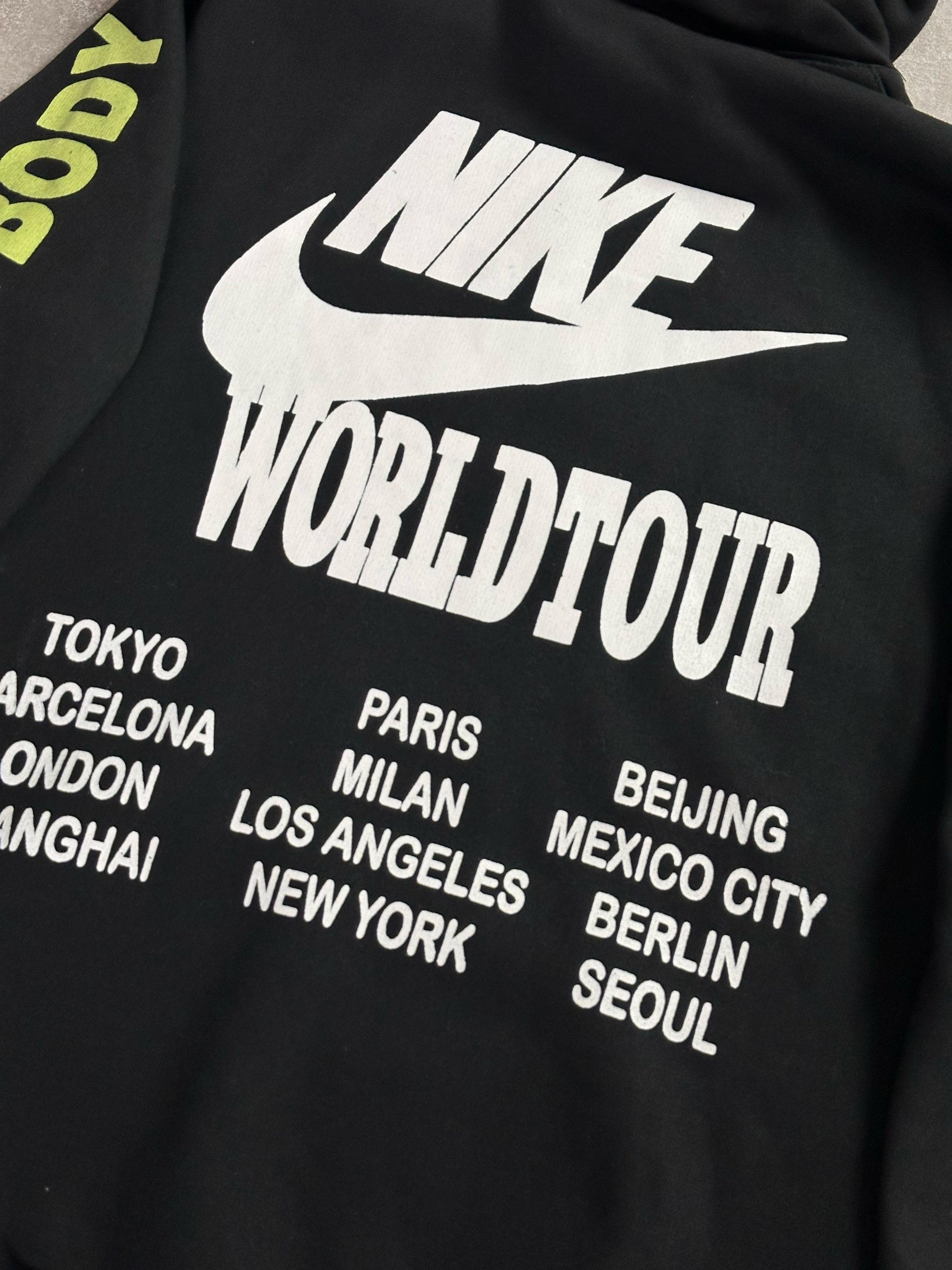 Moletom Nike World Tour - Preto