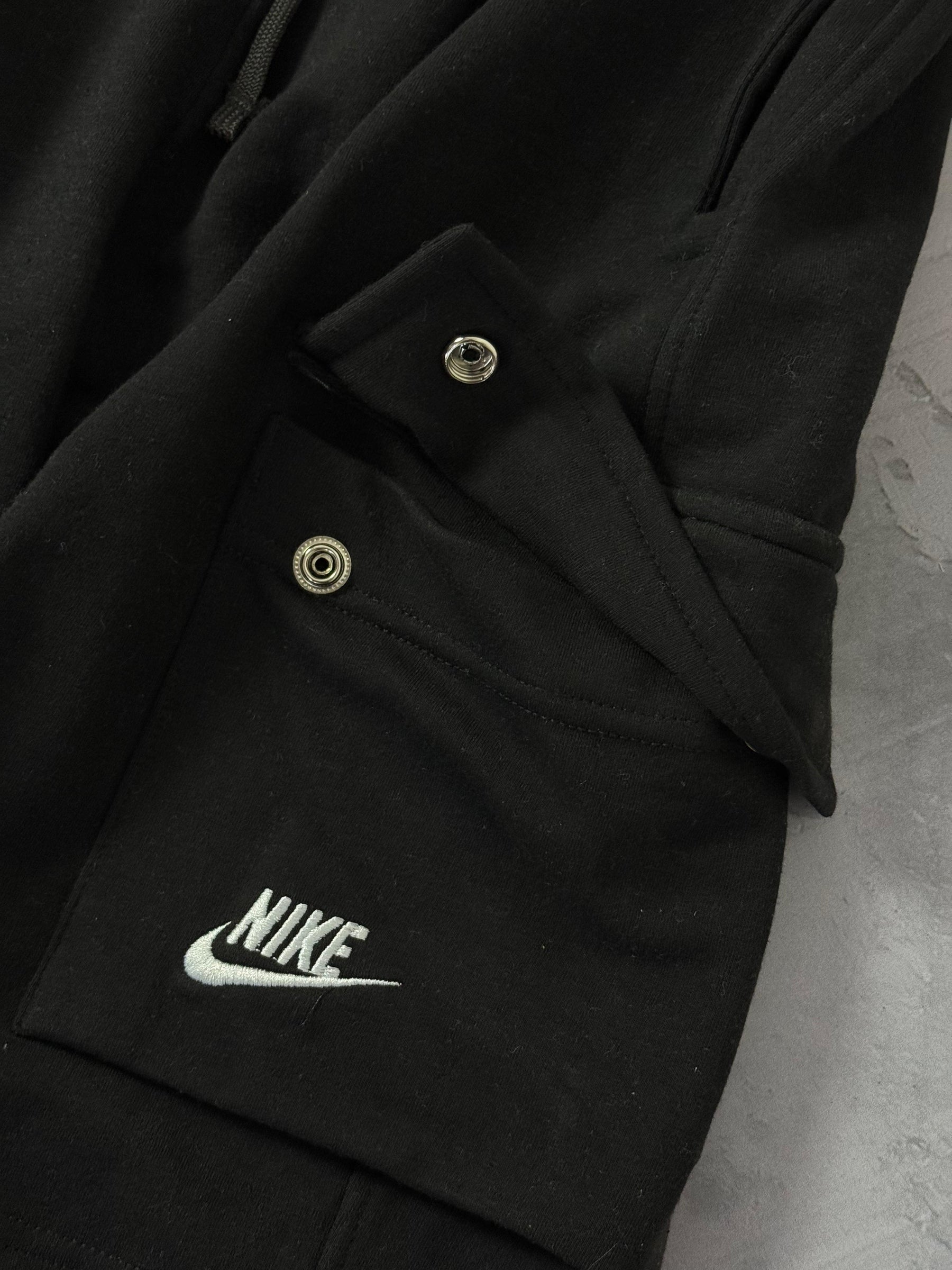 Shorts Moletom Nike Cargo - Preto