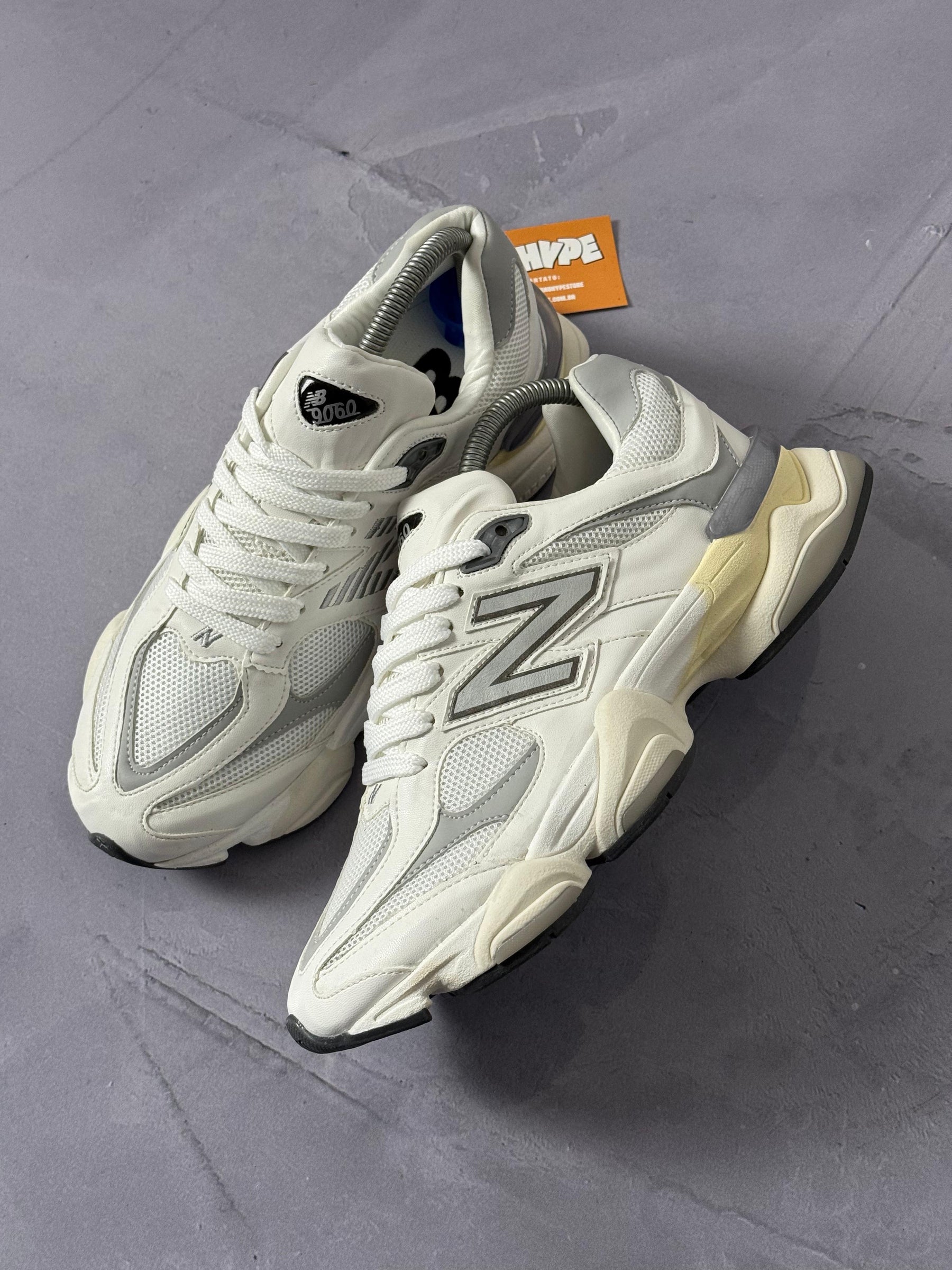 Tênis New Balance 9060 - Branco