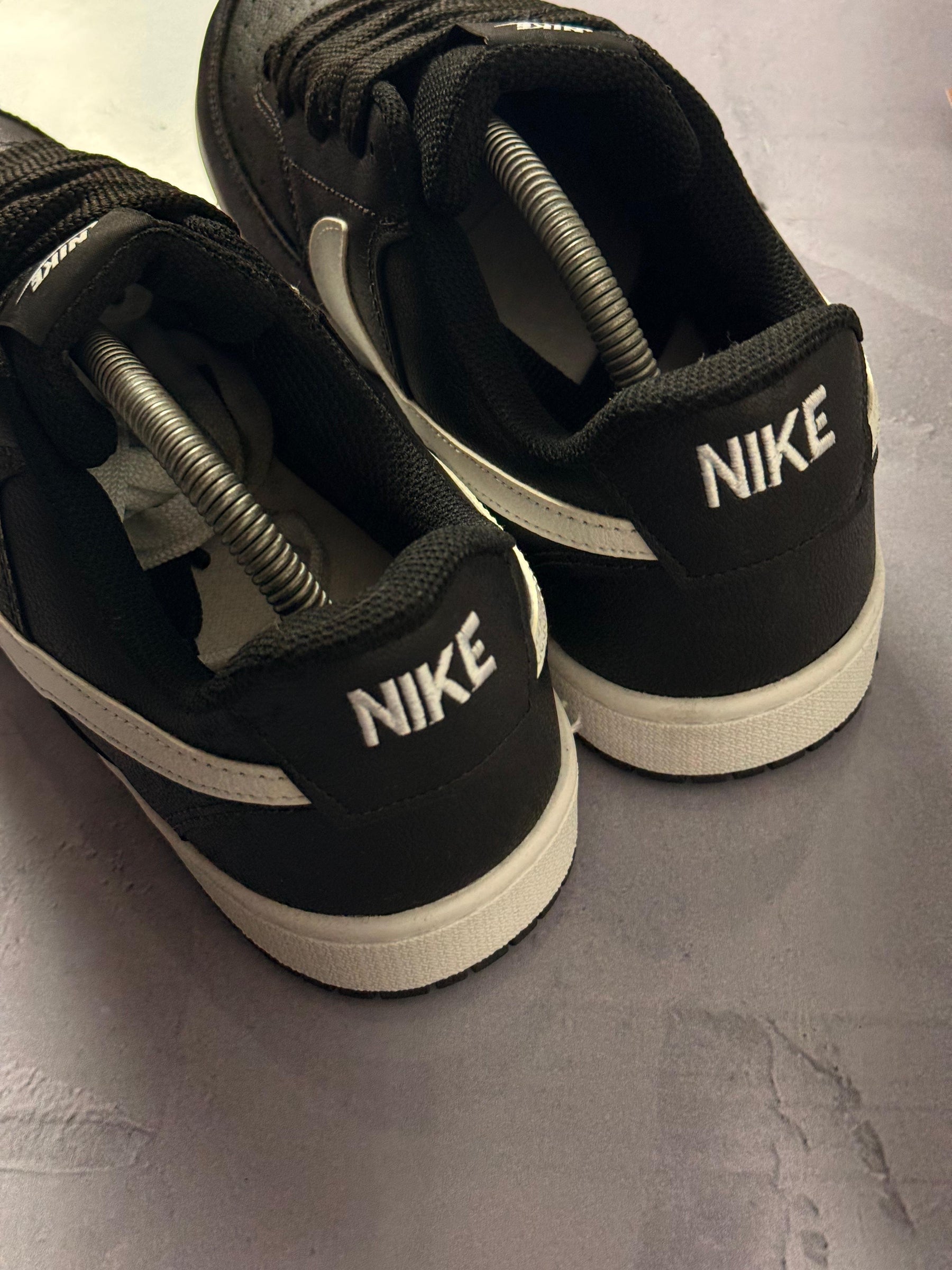 Tênis Nike Court Vision - Preto