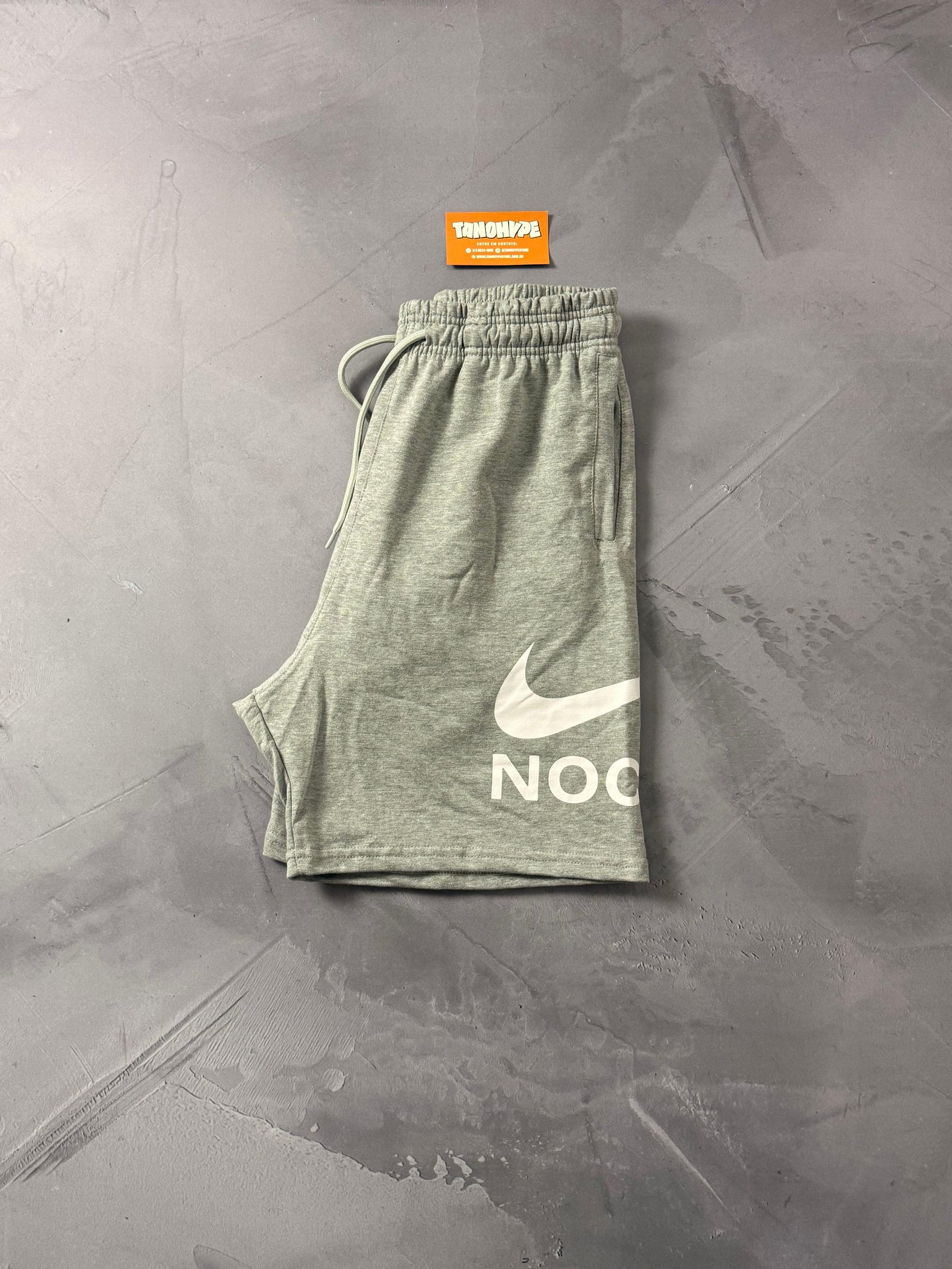 Shorts Moletom Nike x Nocta - Cinza