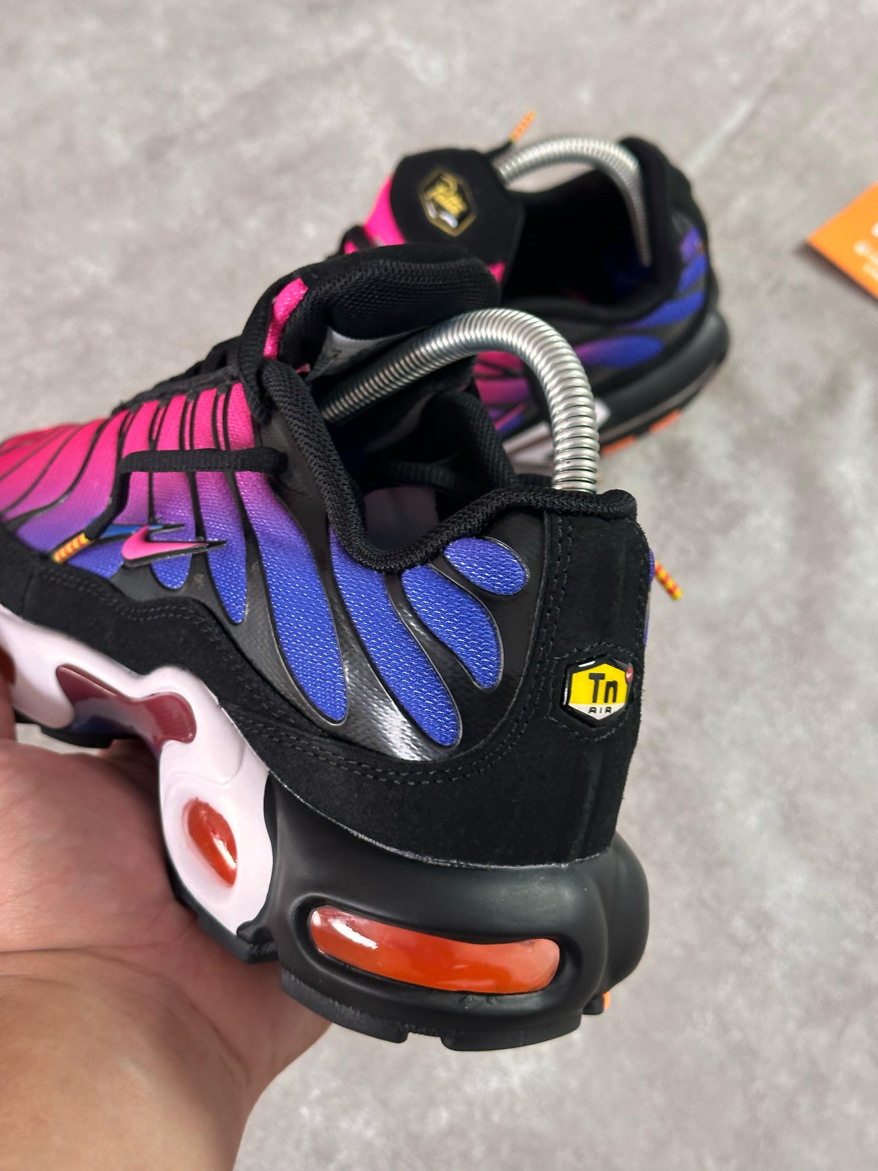 Tênis Nike Air Max Plus TN - Barcelona