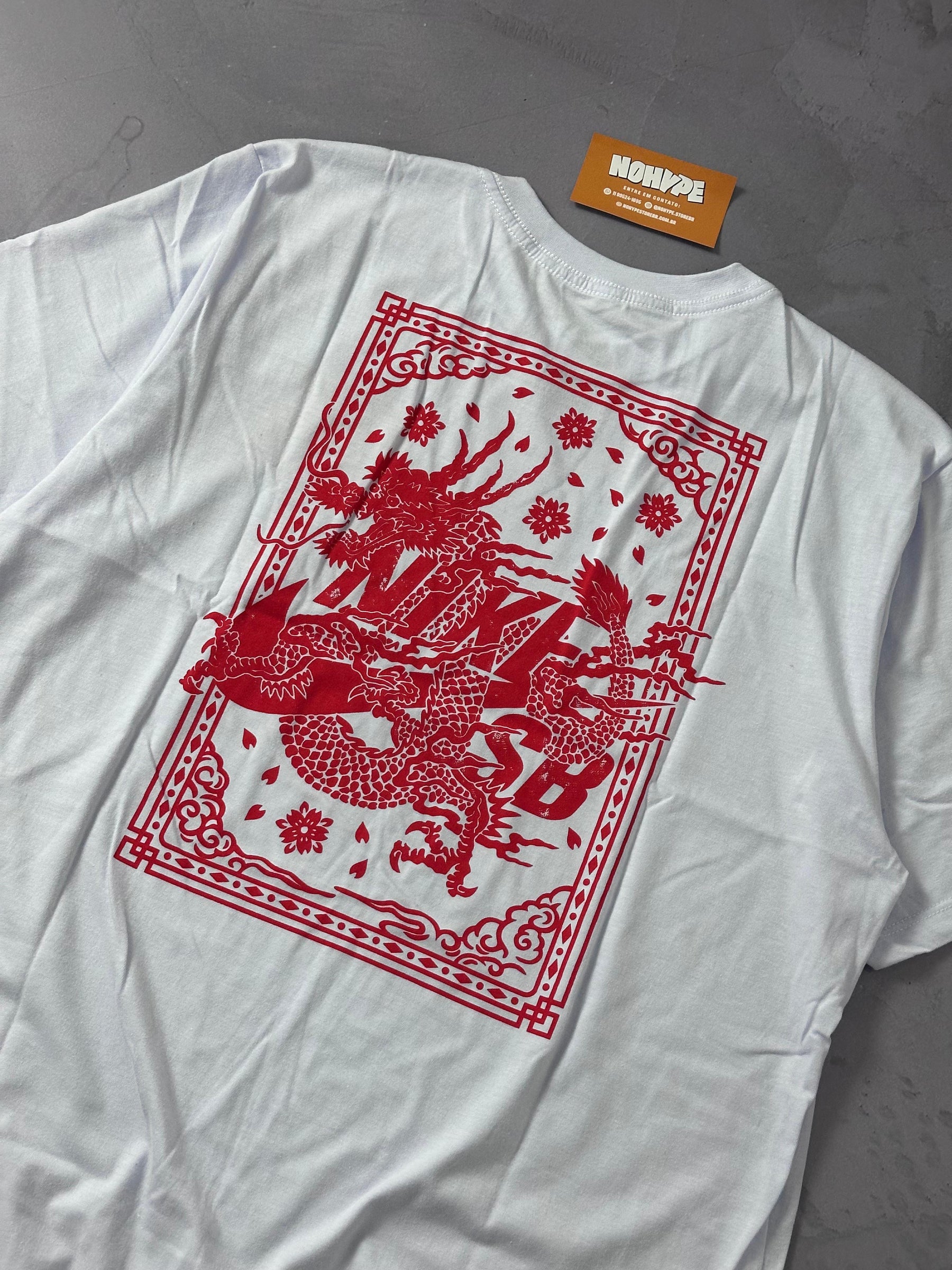 Camiseta Nike Sb Dragon - Branco