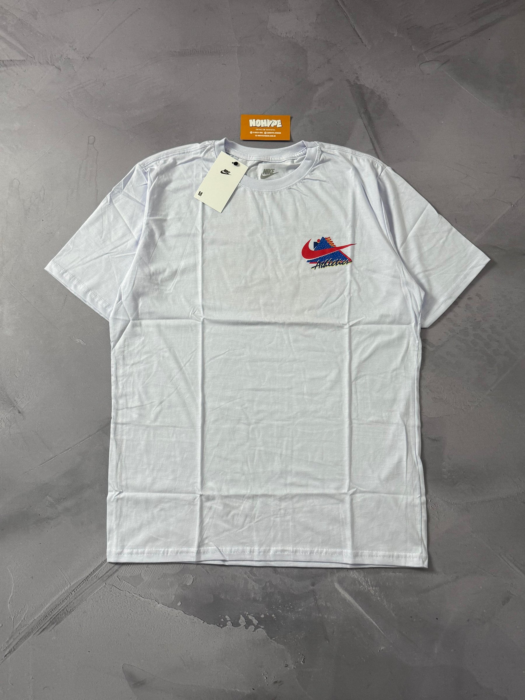 Camiseta Nike Athletics - Branca