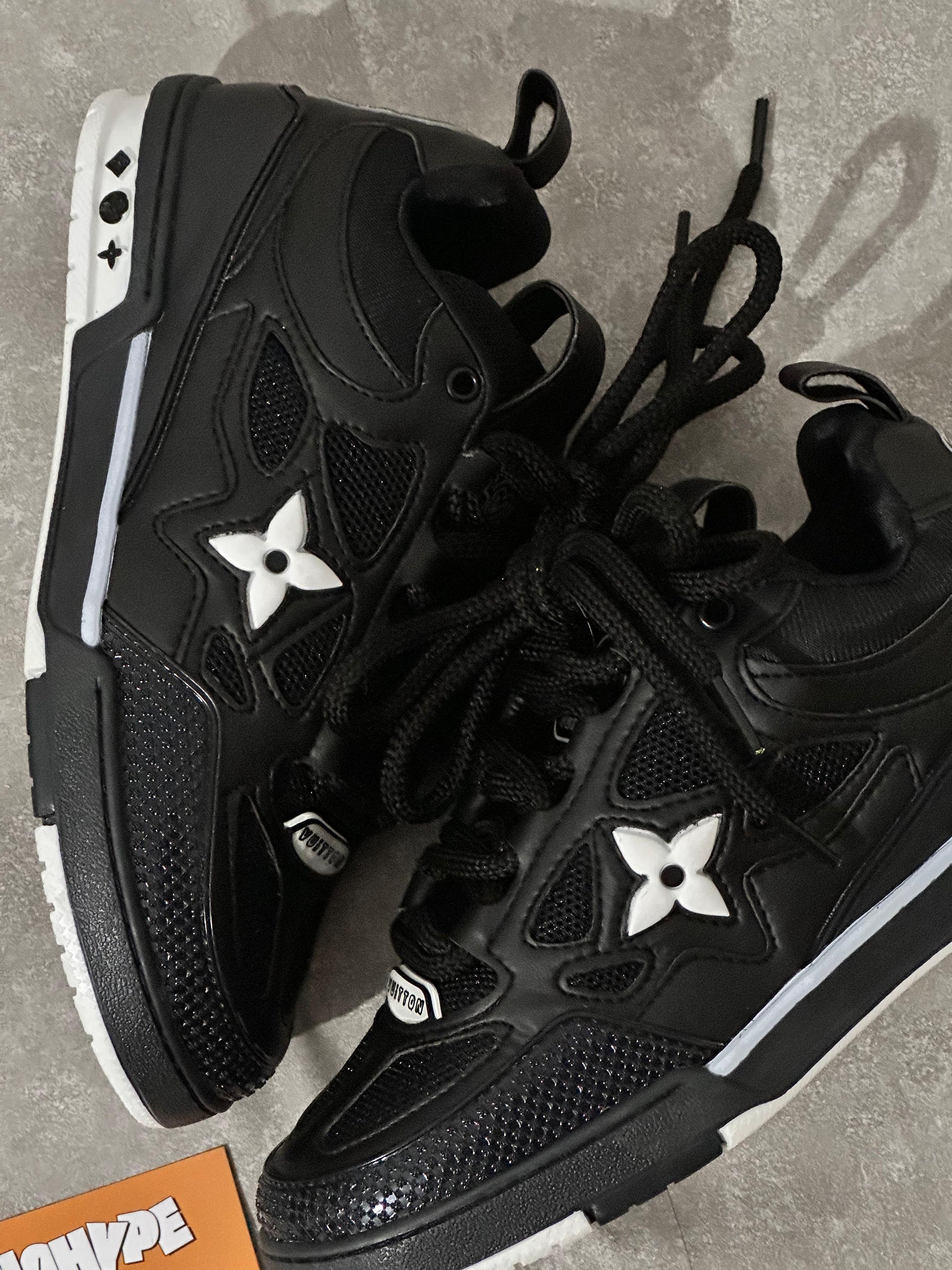 Tênis Louis Vuitton Skate - Preto