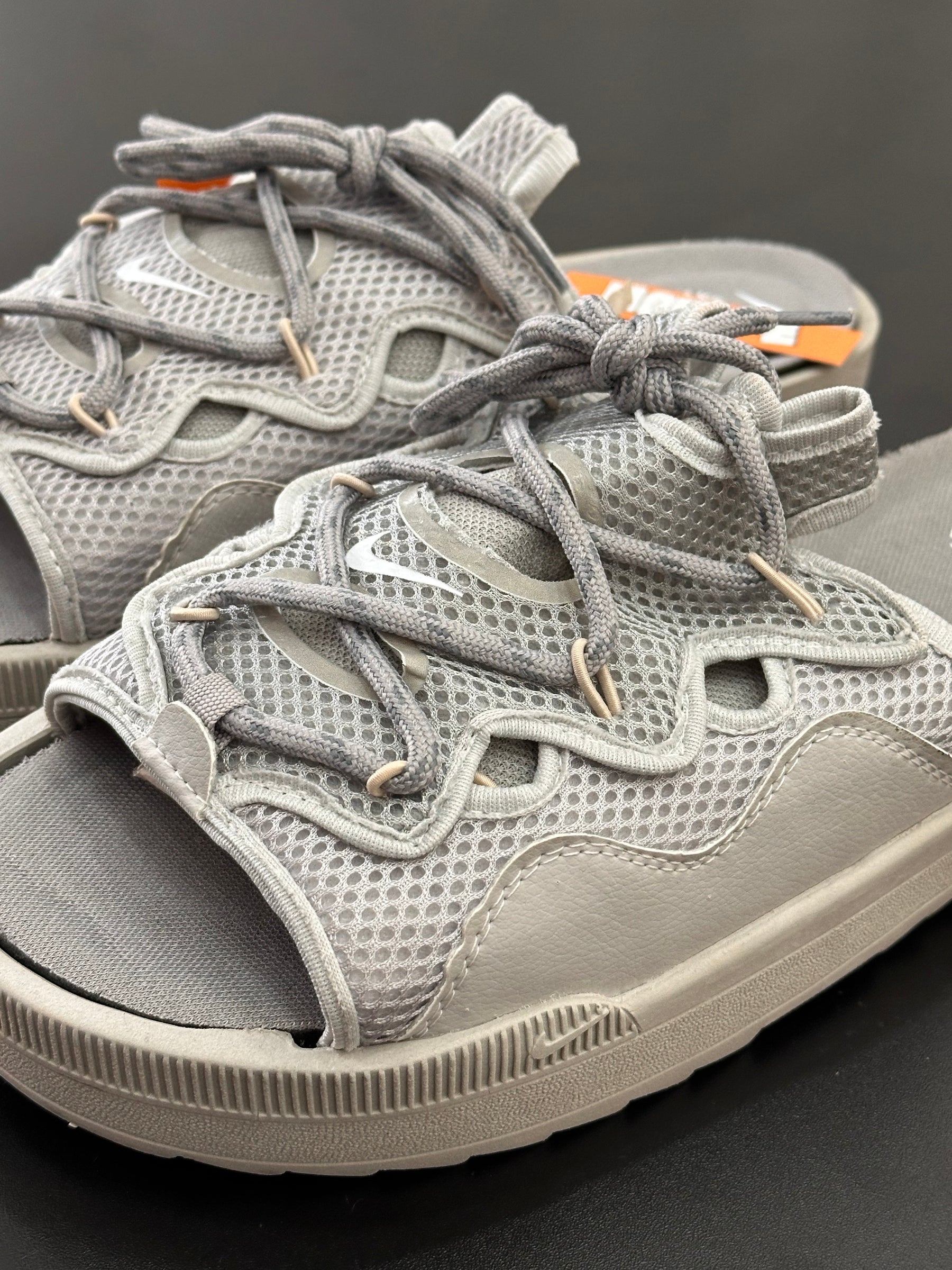 Chinelo Slide Offline Nike - Cinza