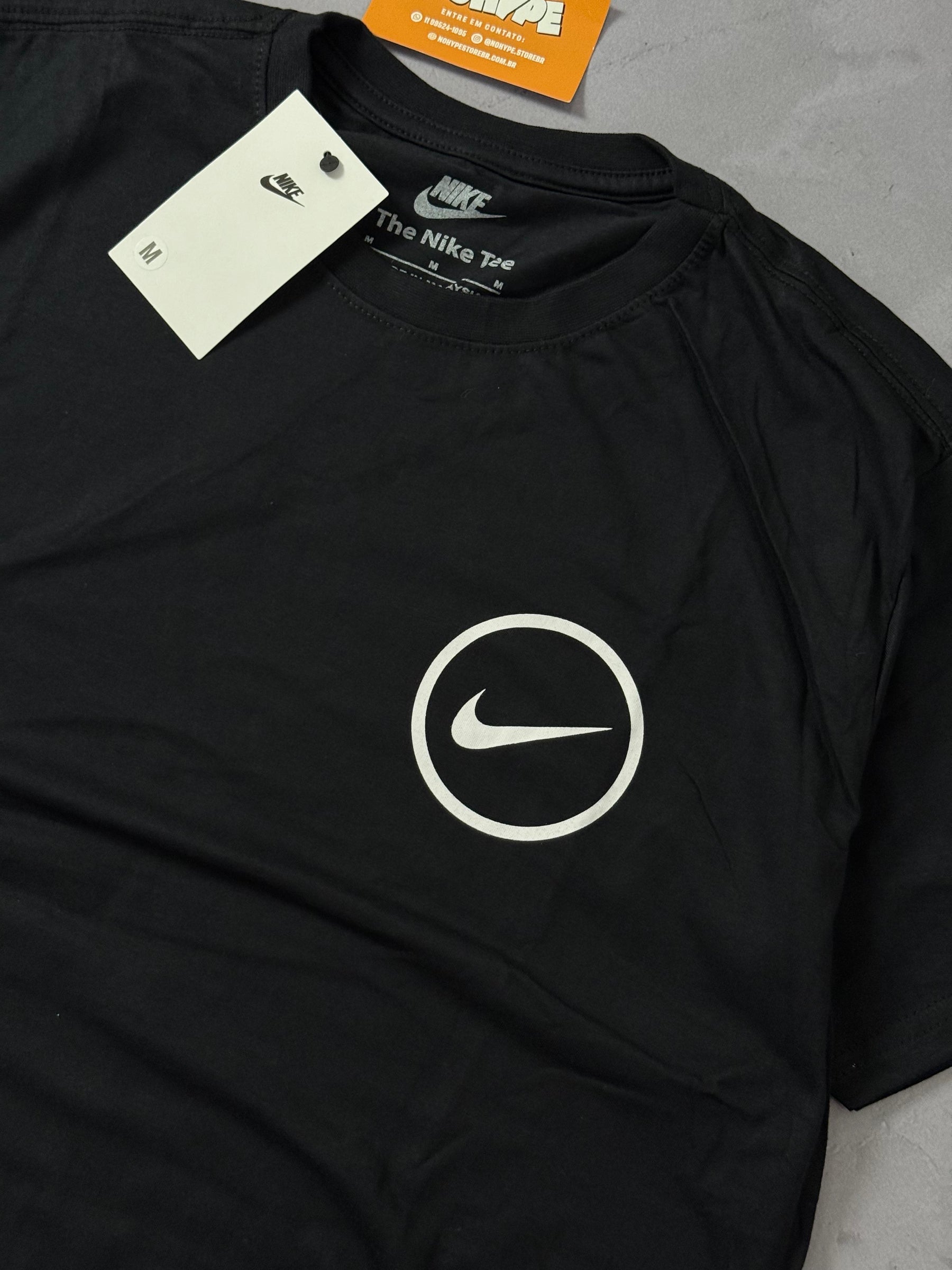Camiseta Nike Circle - Preto