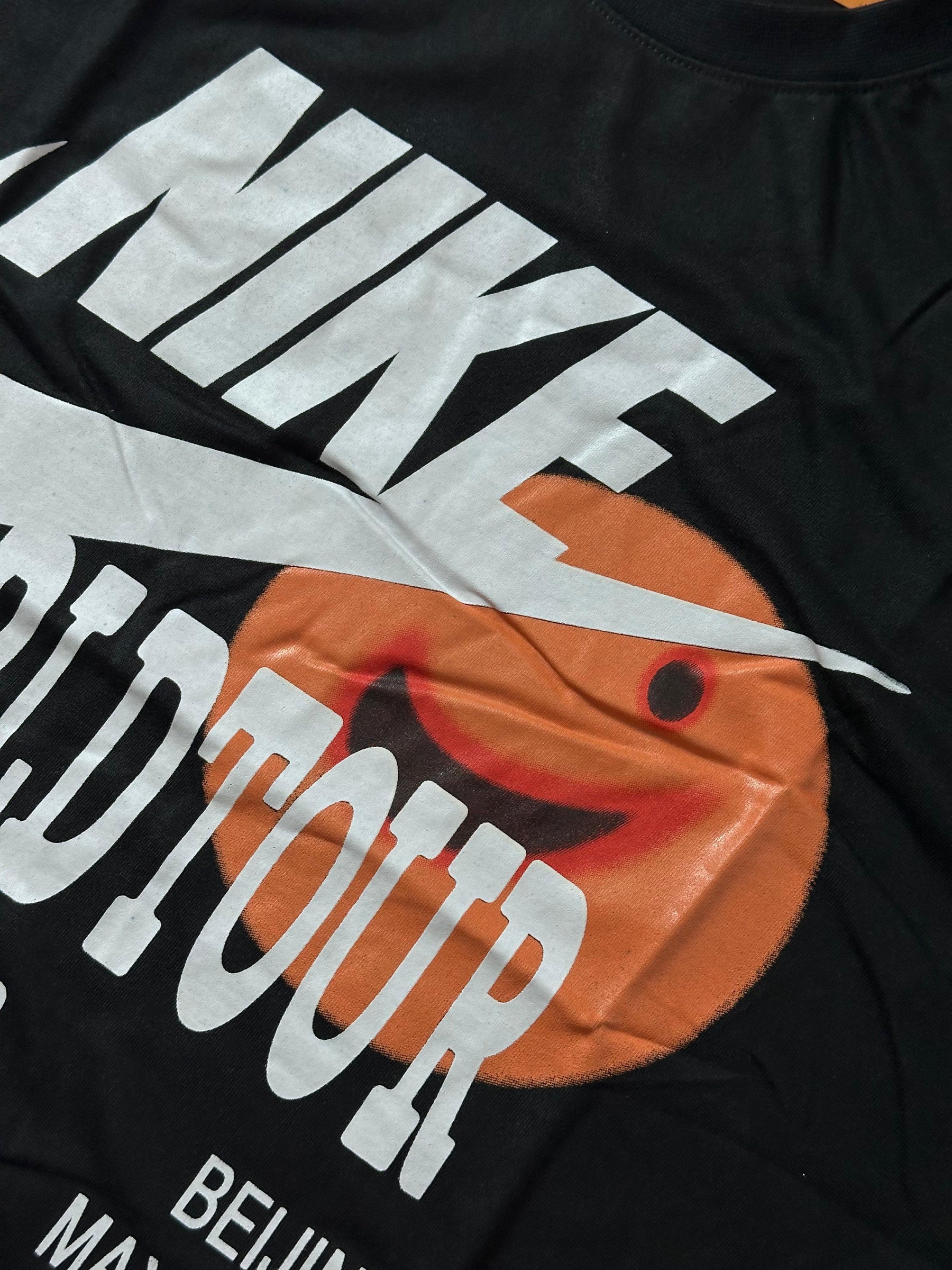 Camiseta Nike World Tour - Preto