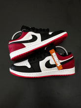 Tênis Nike Air Jordan Low 1 - Chicago
