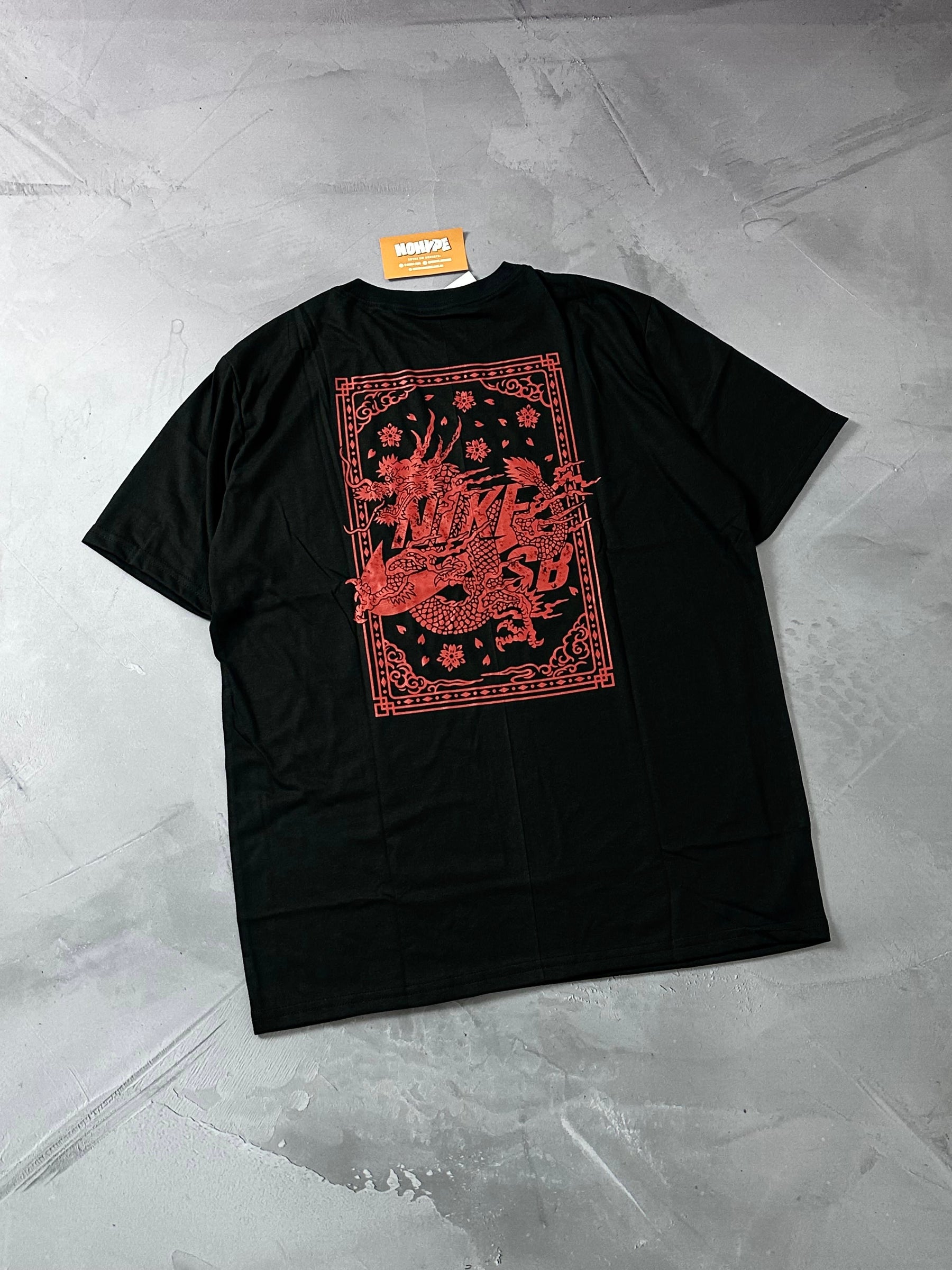 Camiseta Nike Sb Dragon - Preto