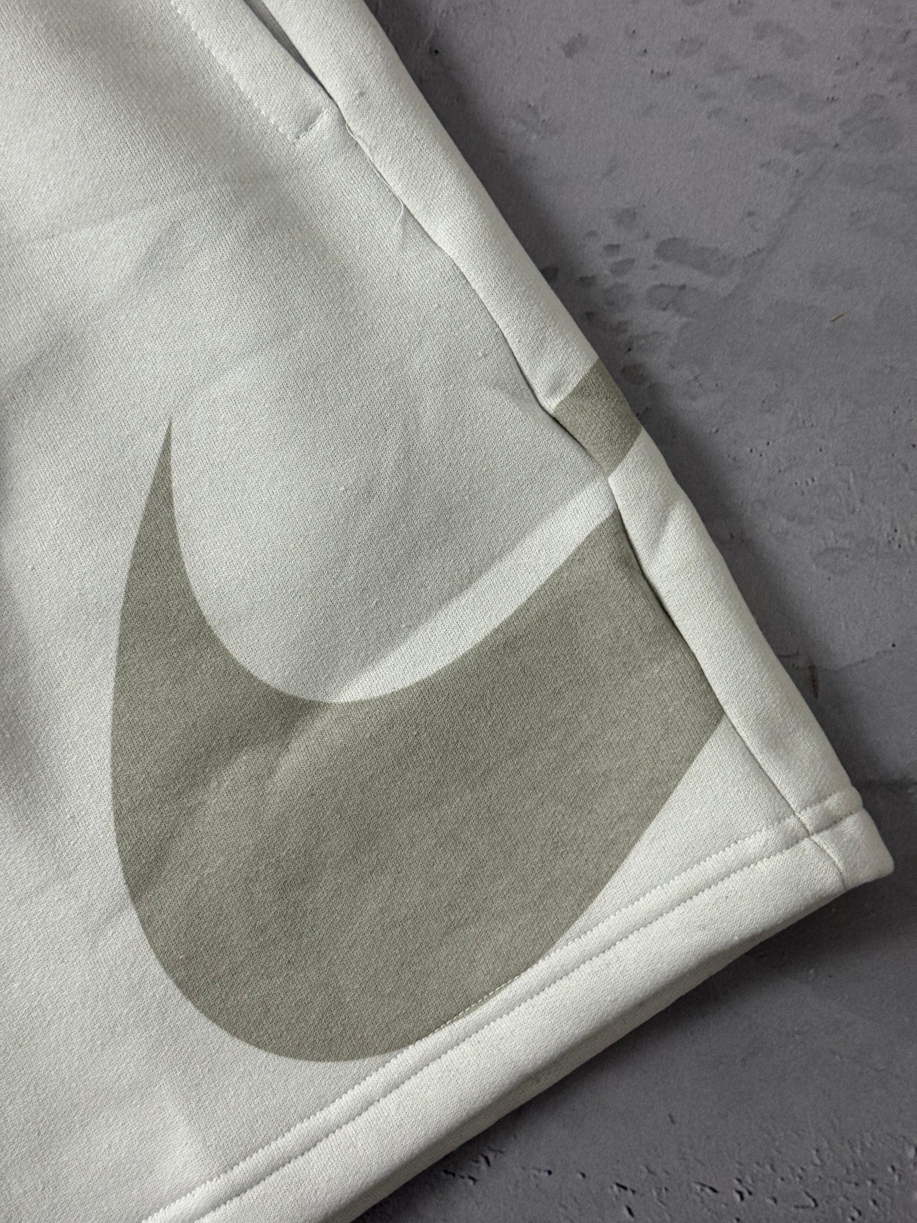 Shorts Moletom Nike Big Swoosh TM - Branco