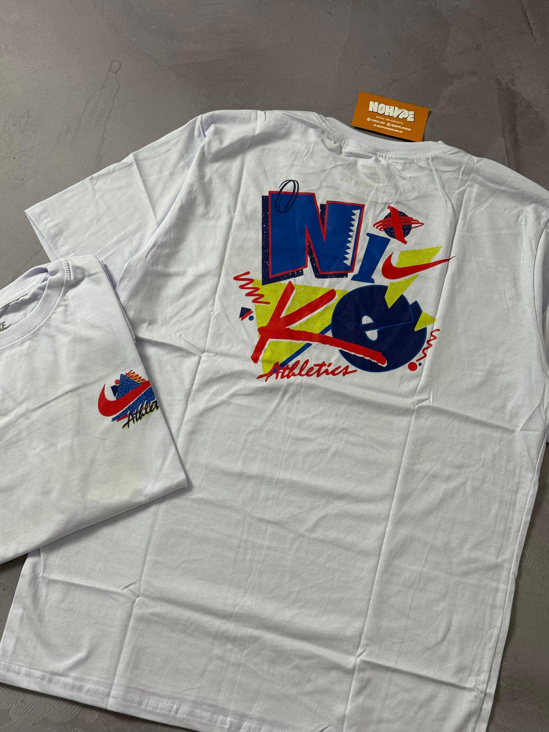Camiseta Nike Athletics - Branca