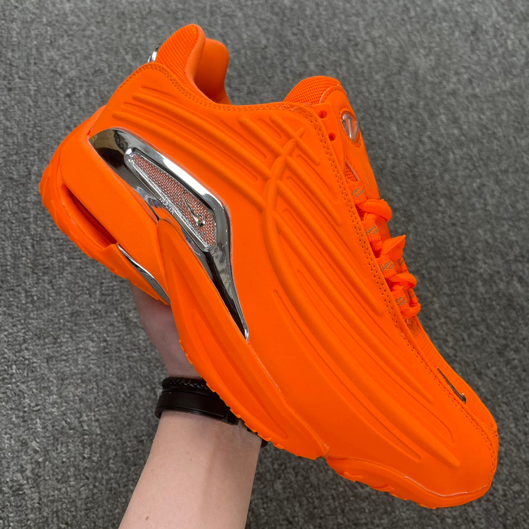 Tênis Nocta Nike Hot Step 2 - Laranja