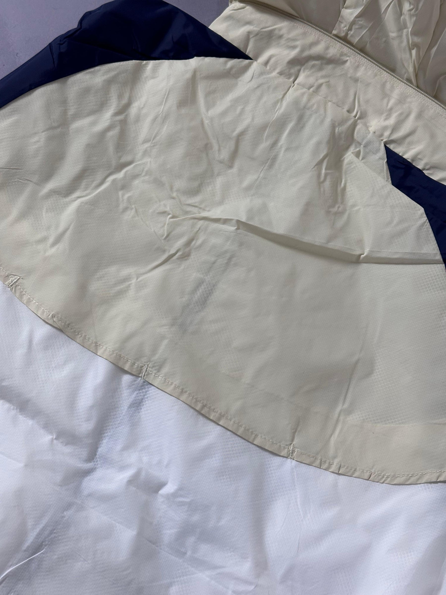 Corta Vento Nike Windrunner - Azul e Creme