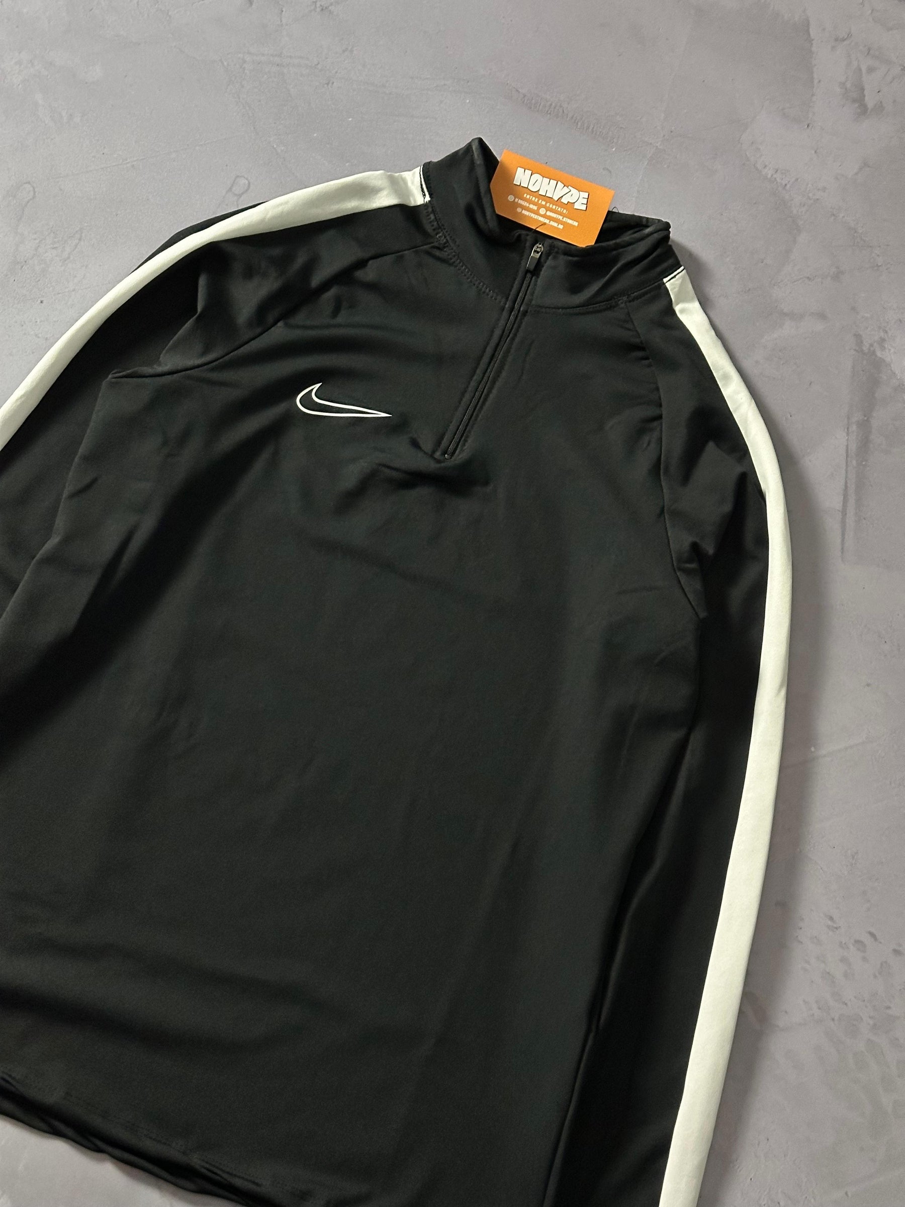 Camiseta Nike Manga Longa Dri Fit - Preto