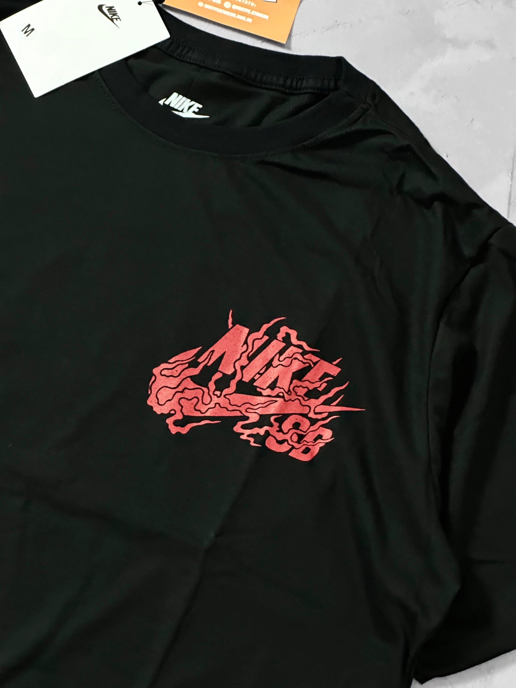 Camiseta Nike Sb Dragon - Preto