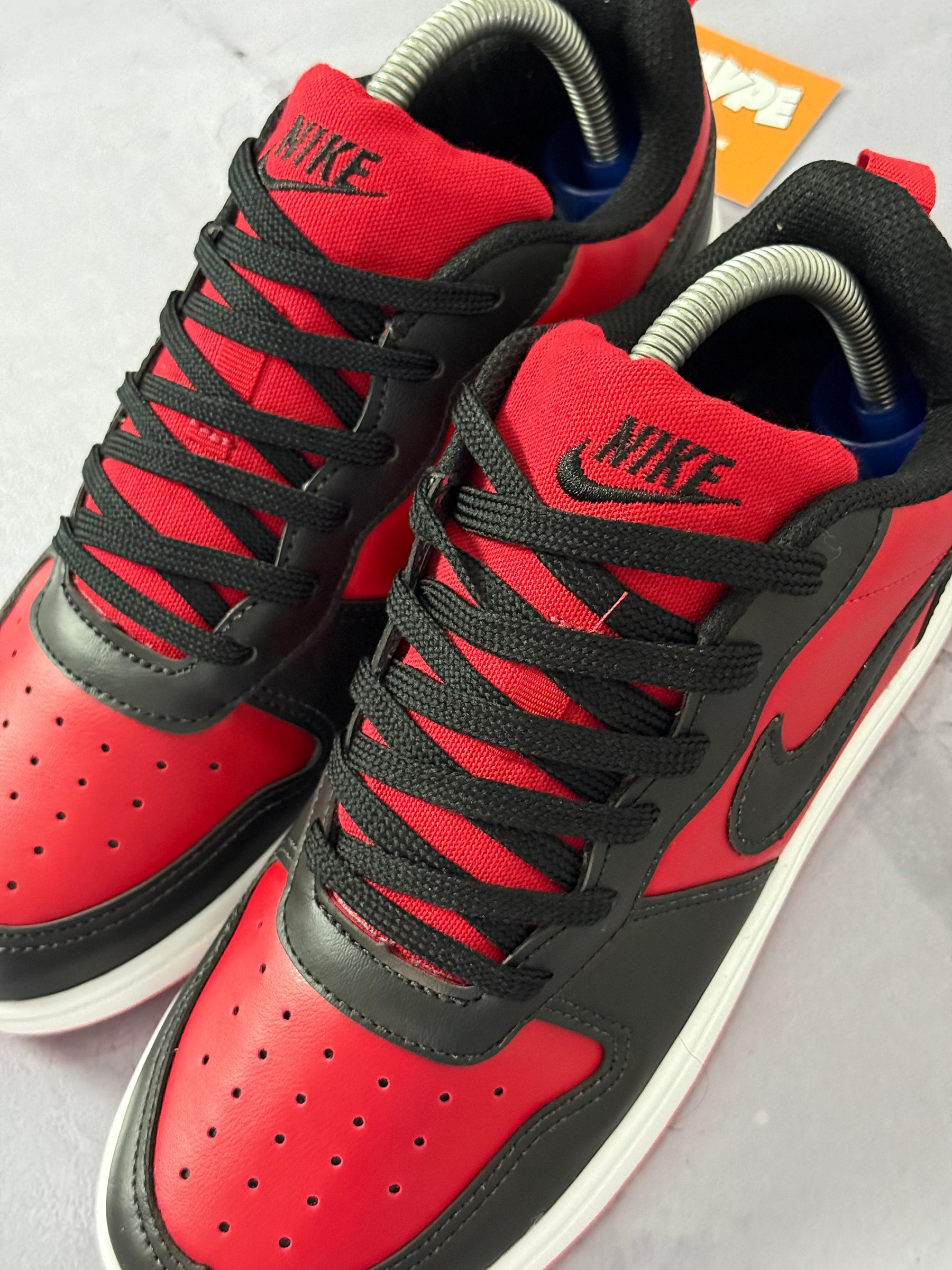 Tênis Nike Borough - Vermelho
