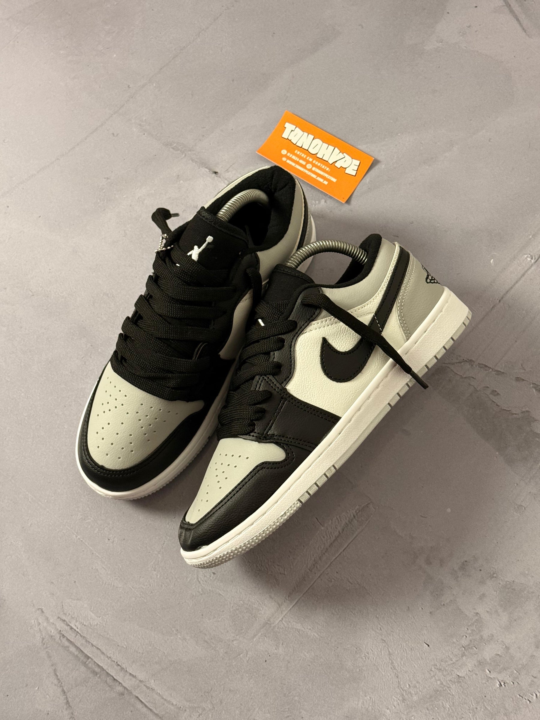 Tênis Nike Air Jordan Low 1 - Cinza/Branco