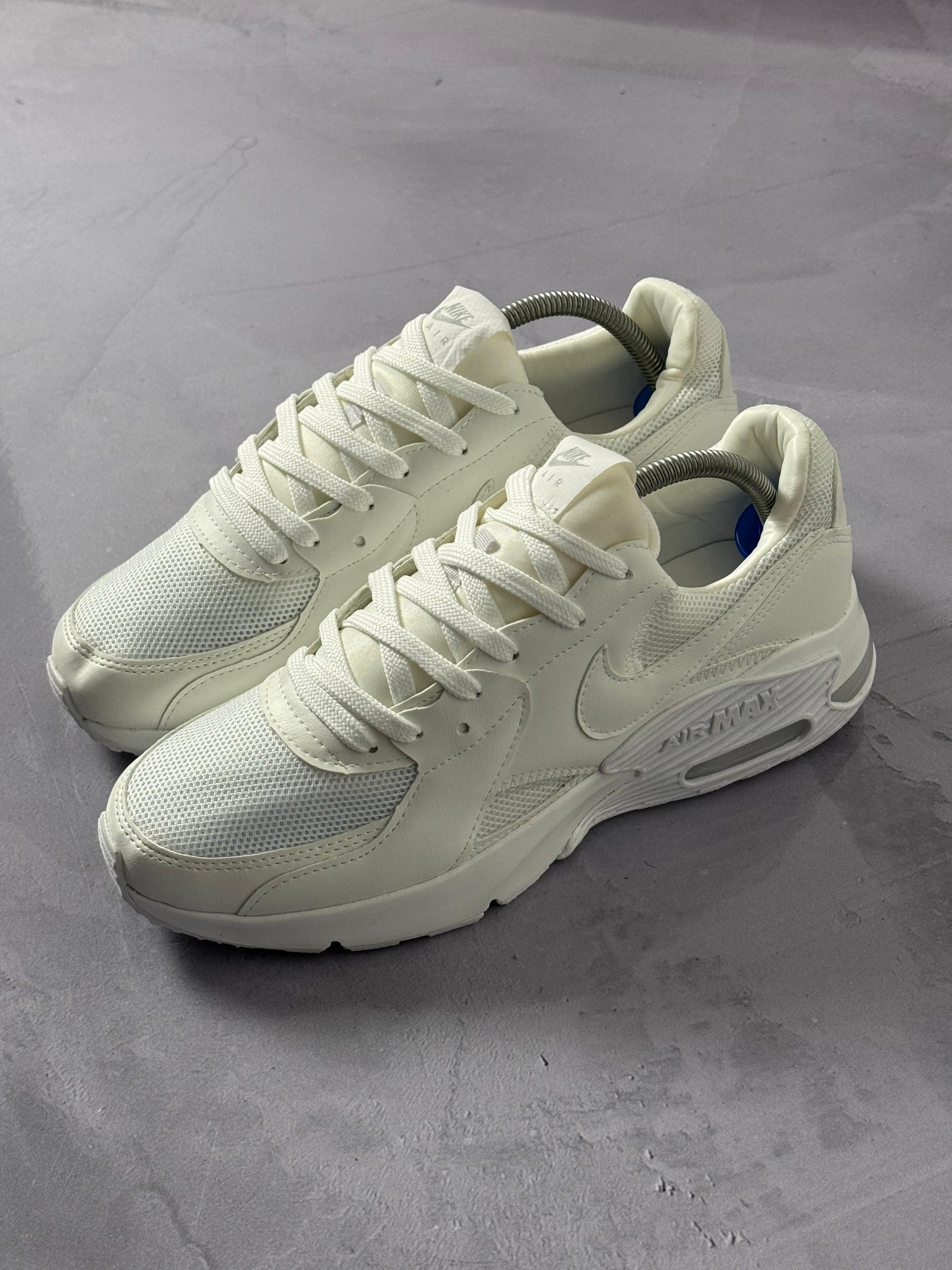 Tênis Nike Air Max Excee - Branco