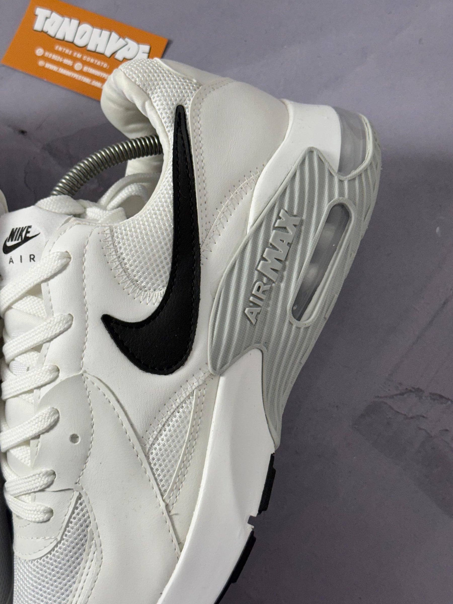 Tênis Nike Air Max Excee - Branco/Preto
