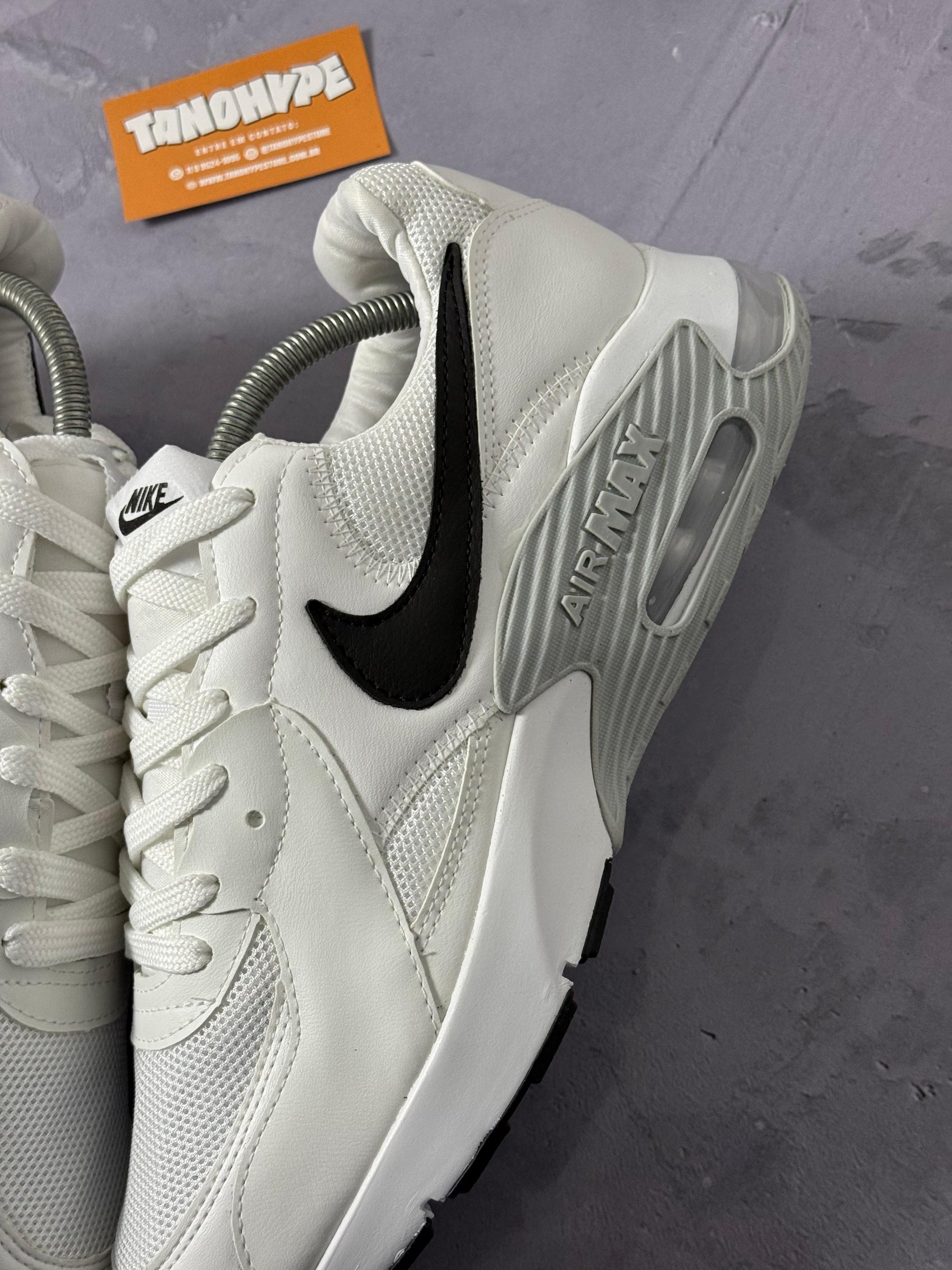 Tênis Nike Air Max Excee - Branco/Preto