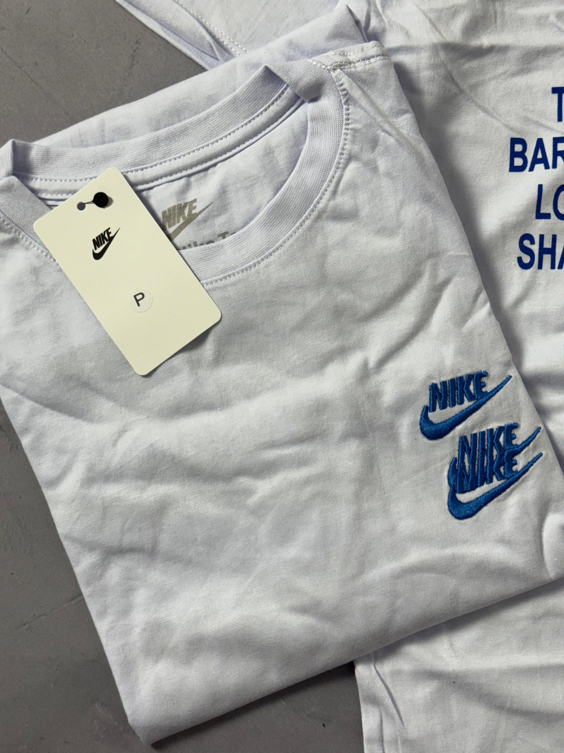 Camiseta Nike World Tour 2.0 - Branco