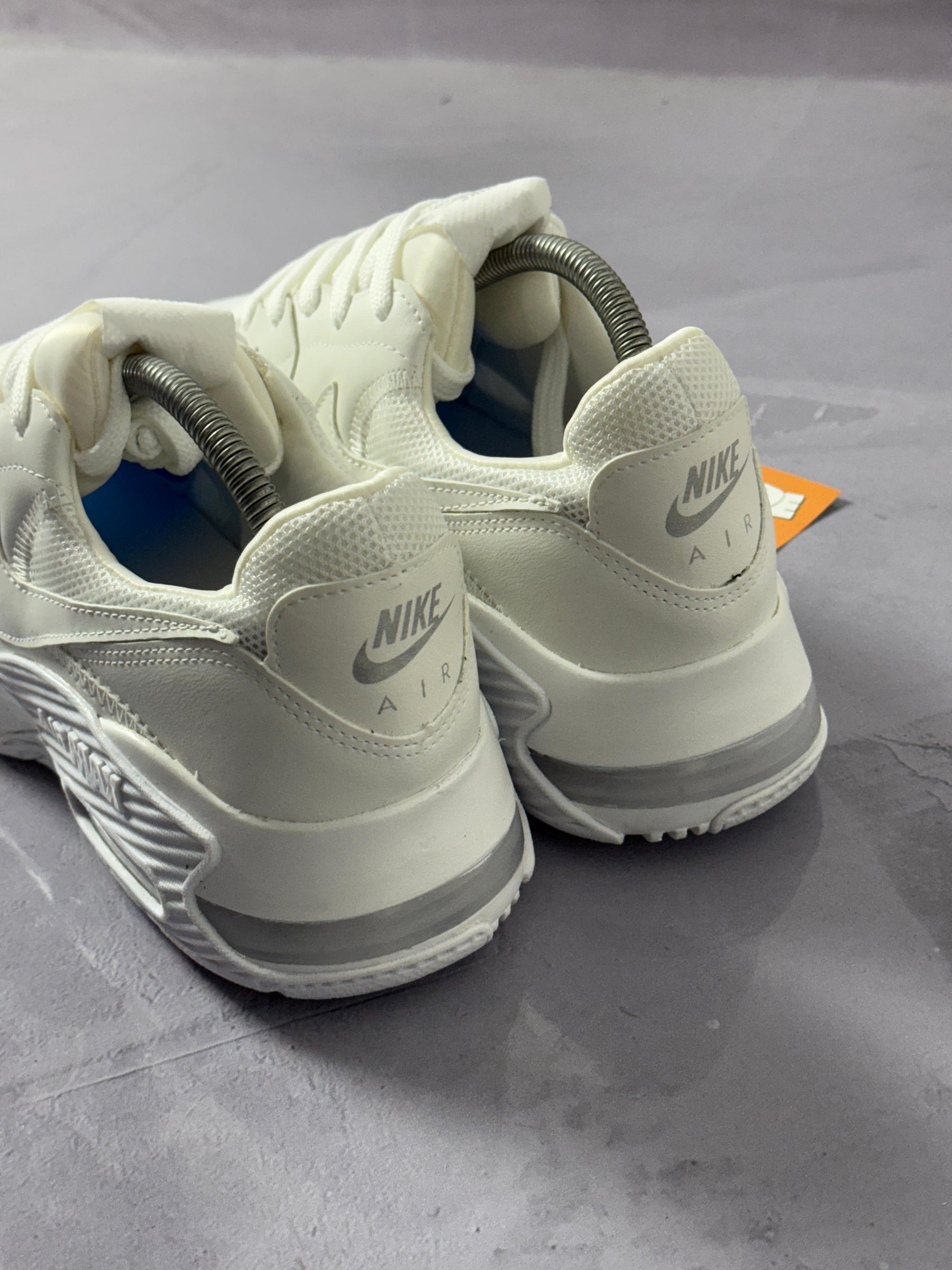 Tênis Nike Air Max Excee - Branco