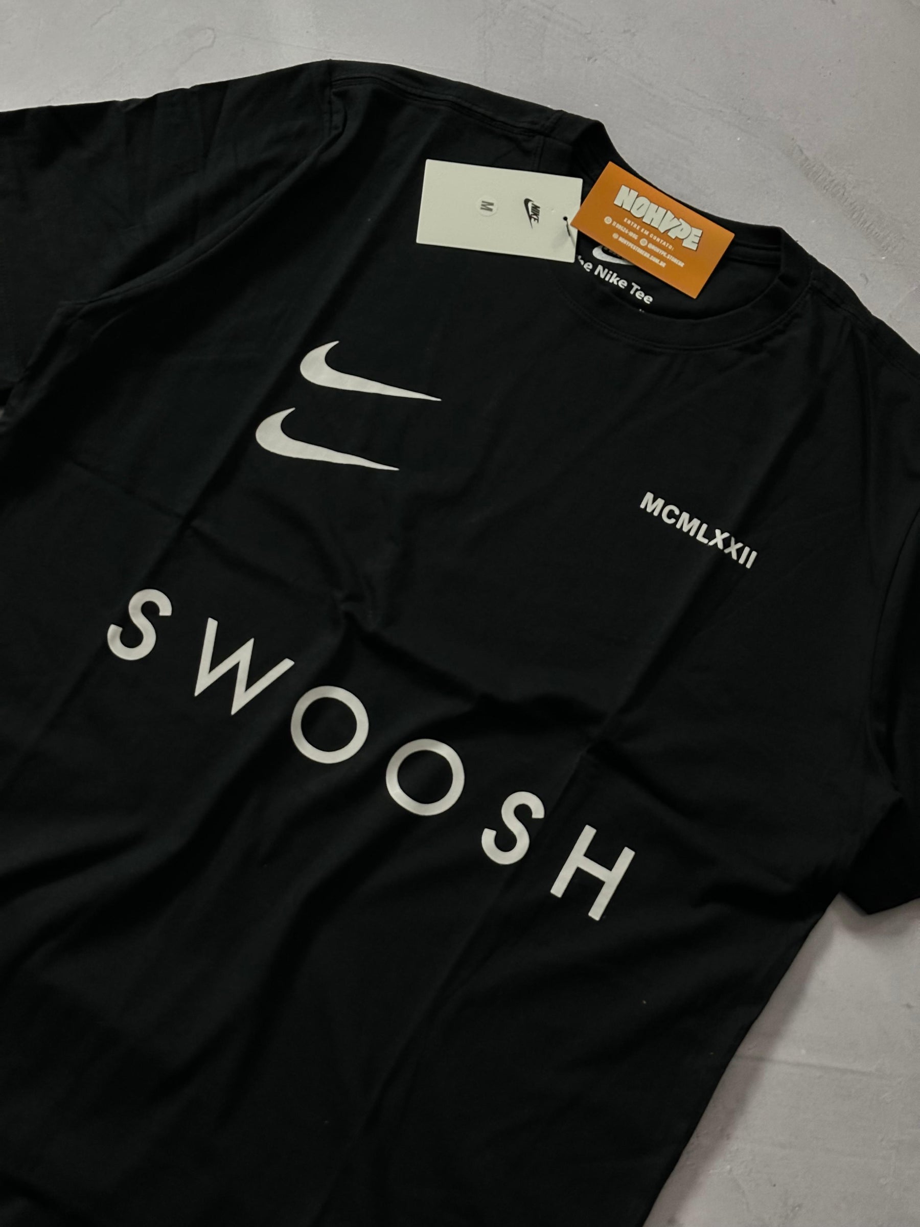 Camiseta Nike Double Swoosh - Preto