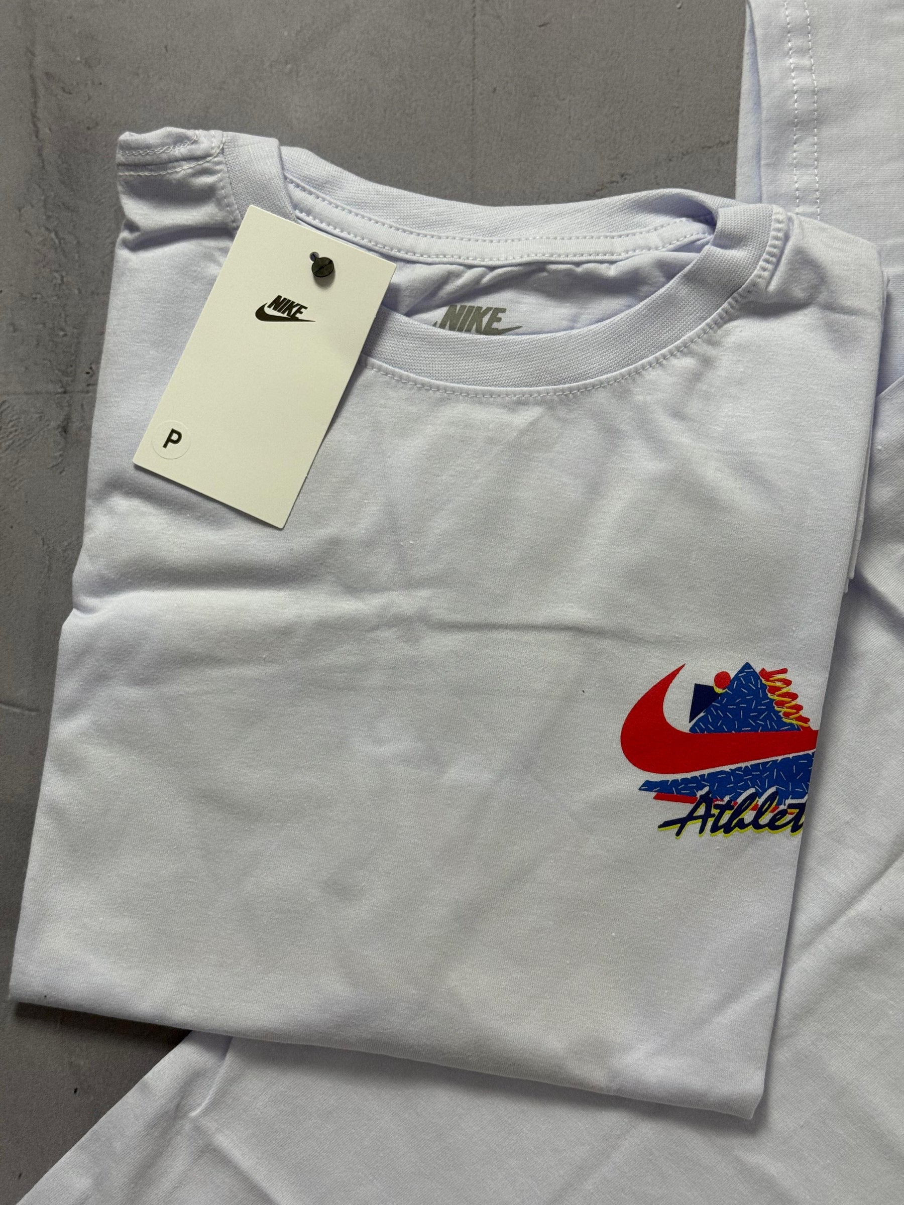 Camiseta Nike Athletics - Branca