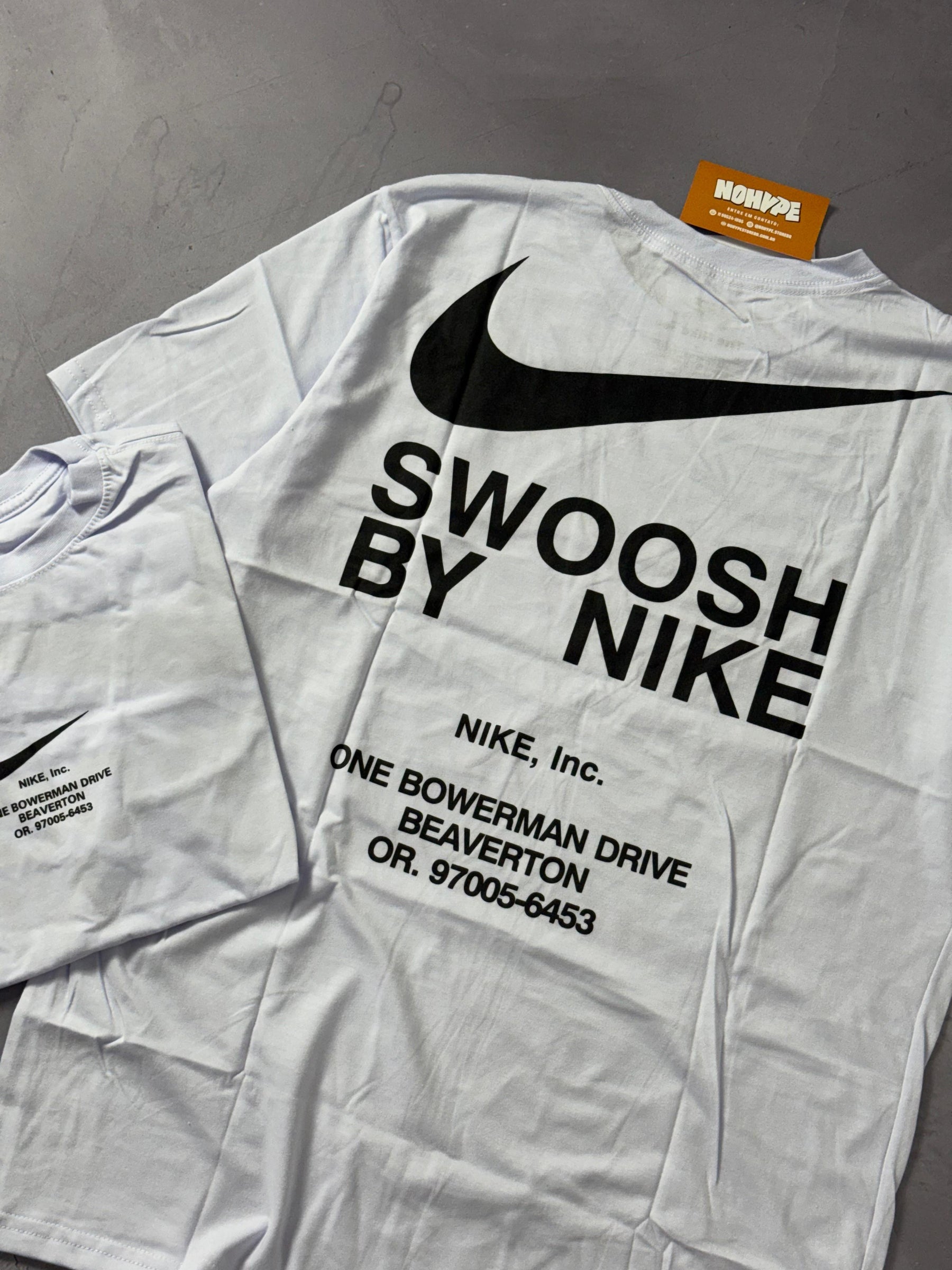 Camiseta Nike By Swoosh - Branca