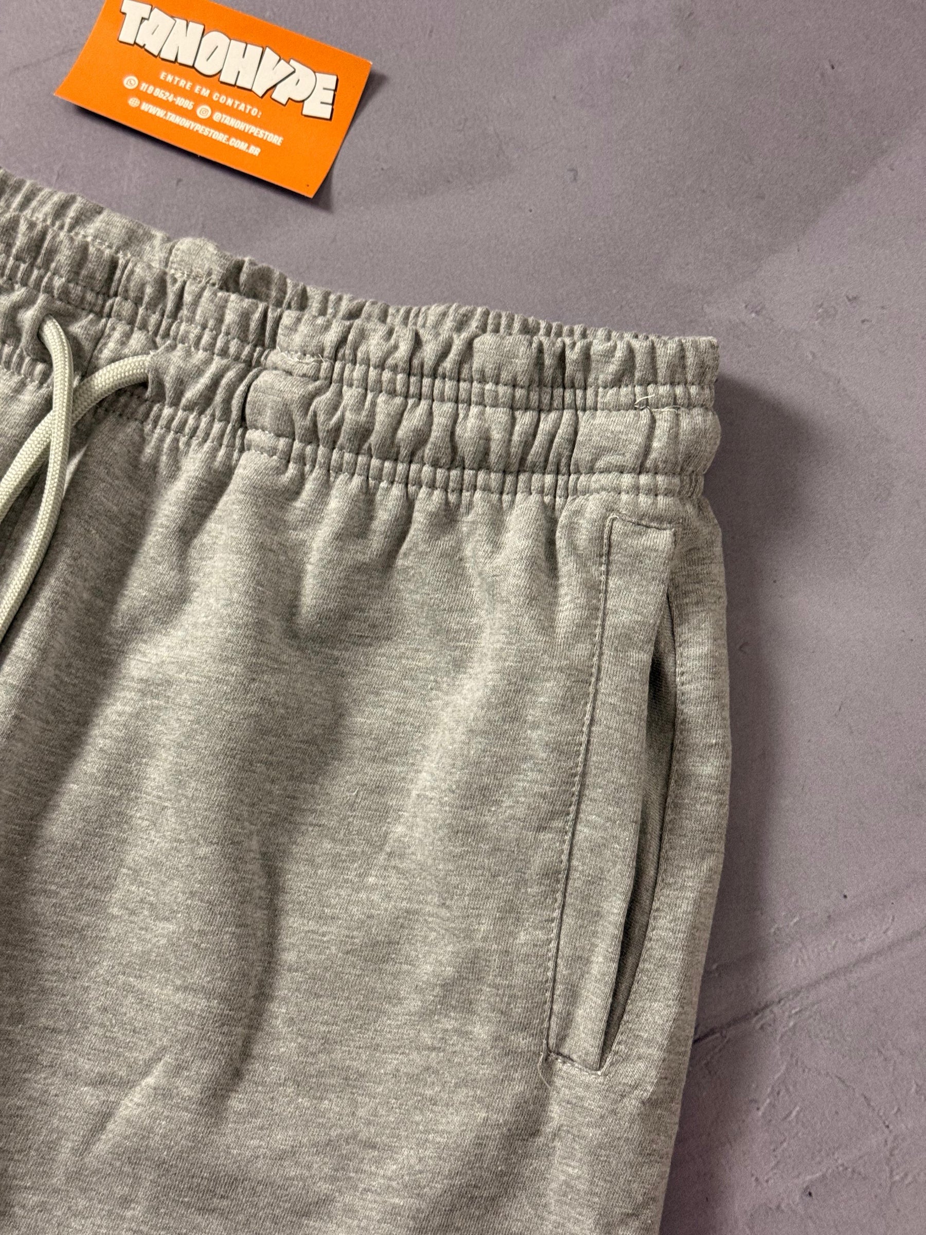 Shorts Moletom Nike x Nocta - Cinza