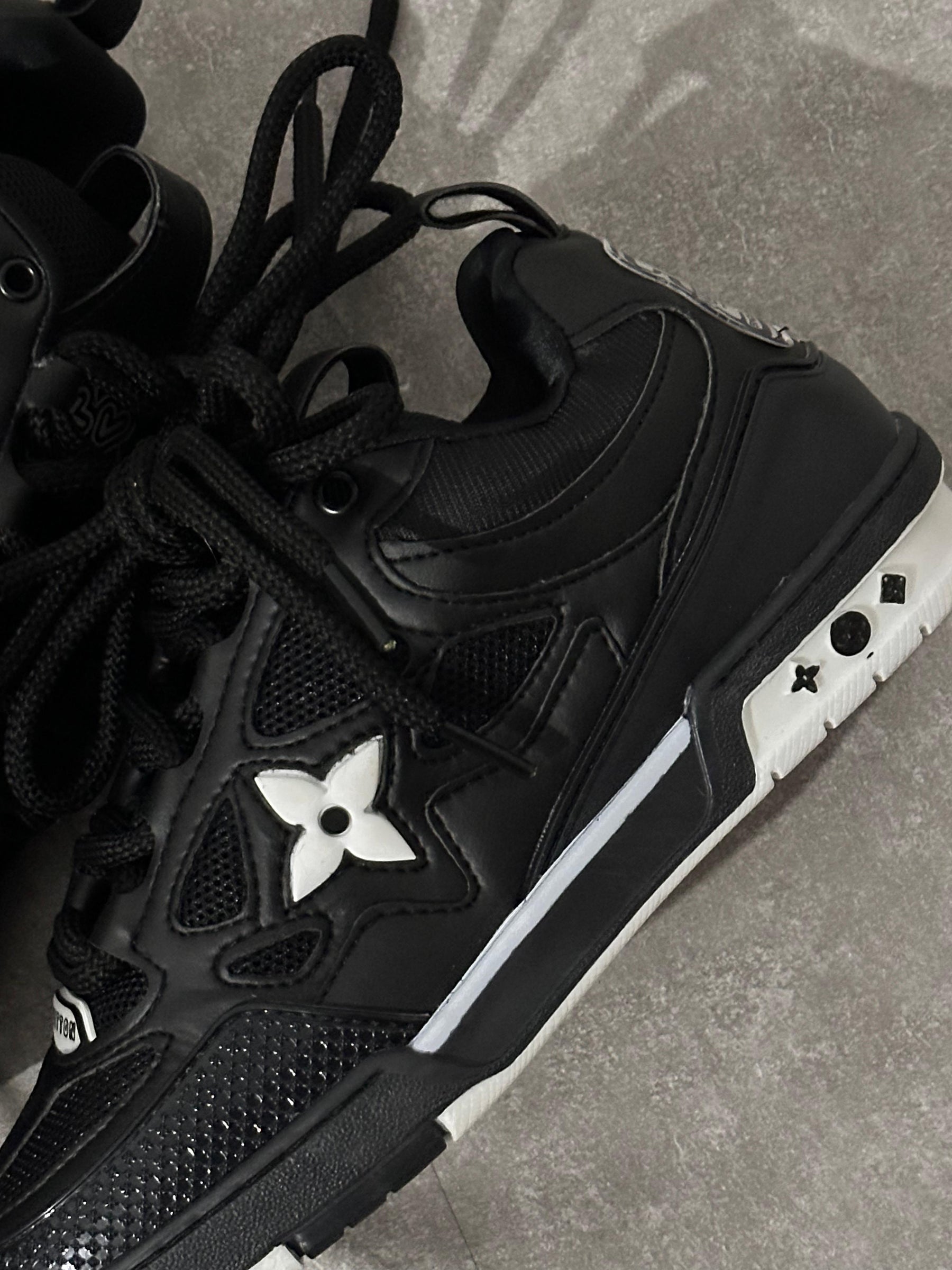 Tênis Louis Vuitton Skate - Preto