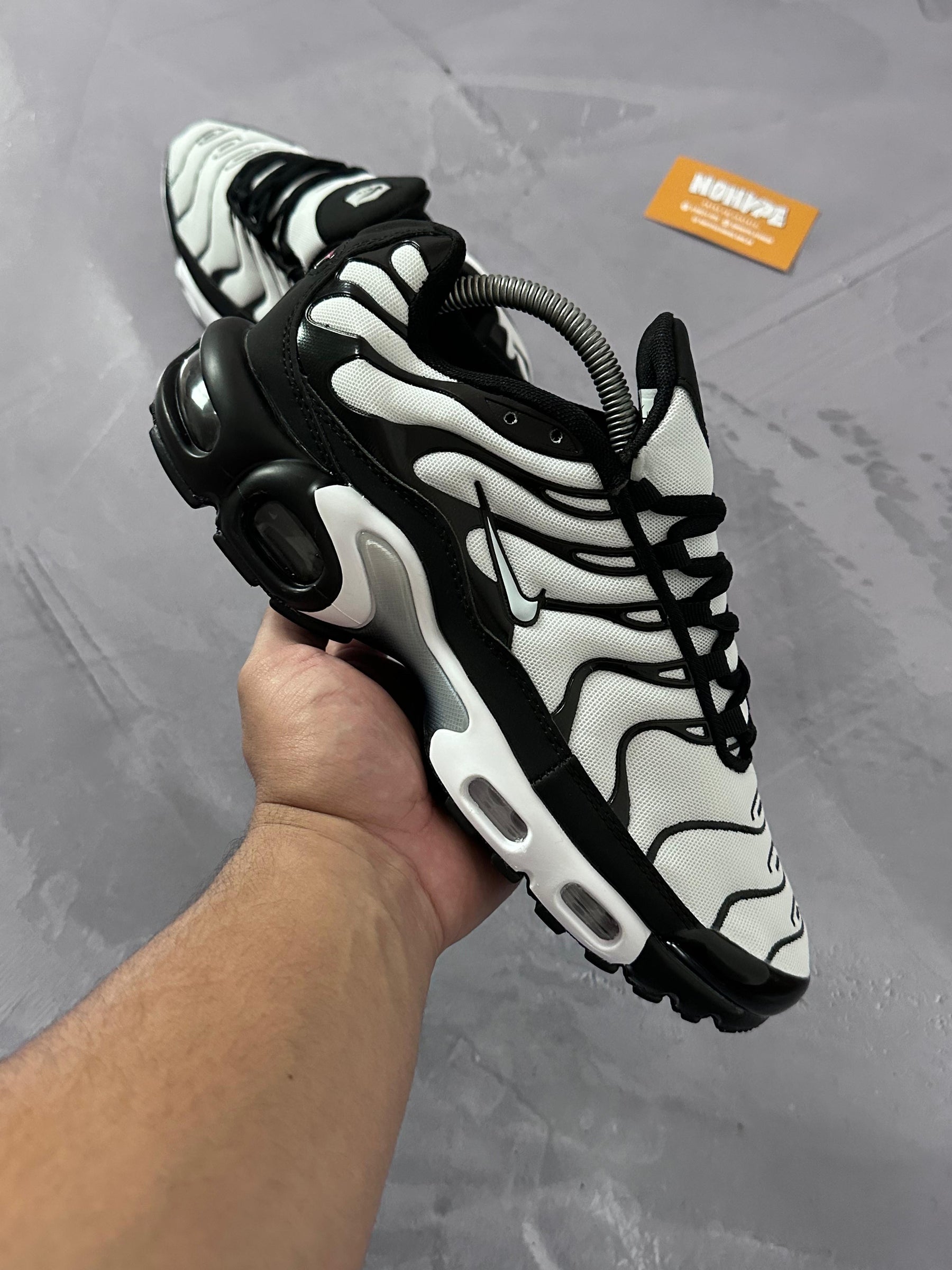 Tênis Nike Air Max Plus TN - Oreo