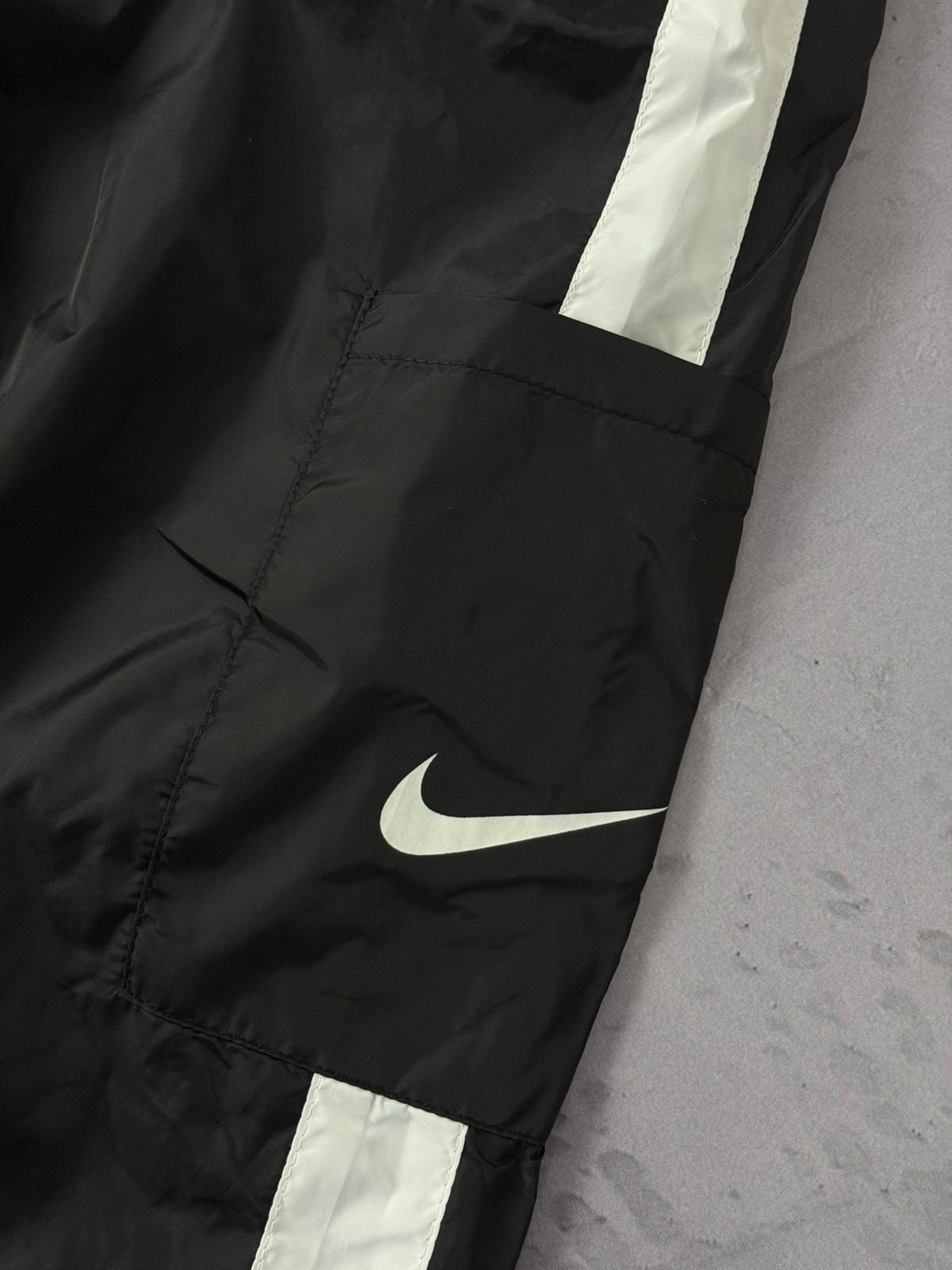 Calça Nike Faixa Tactel - Preto