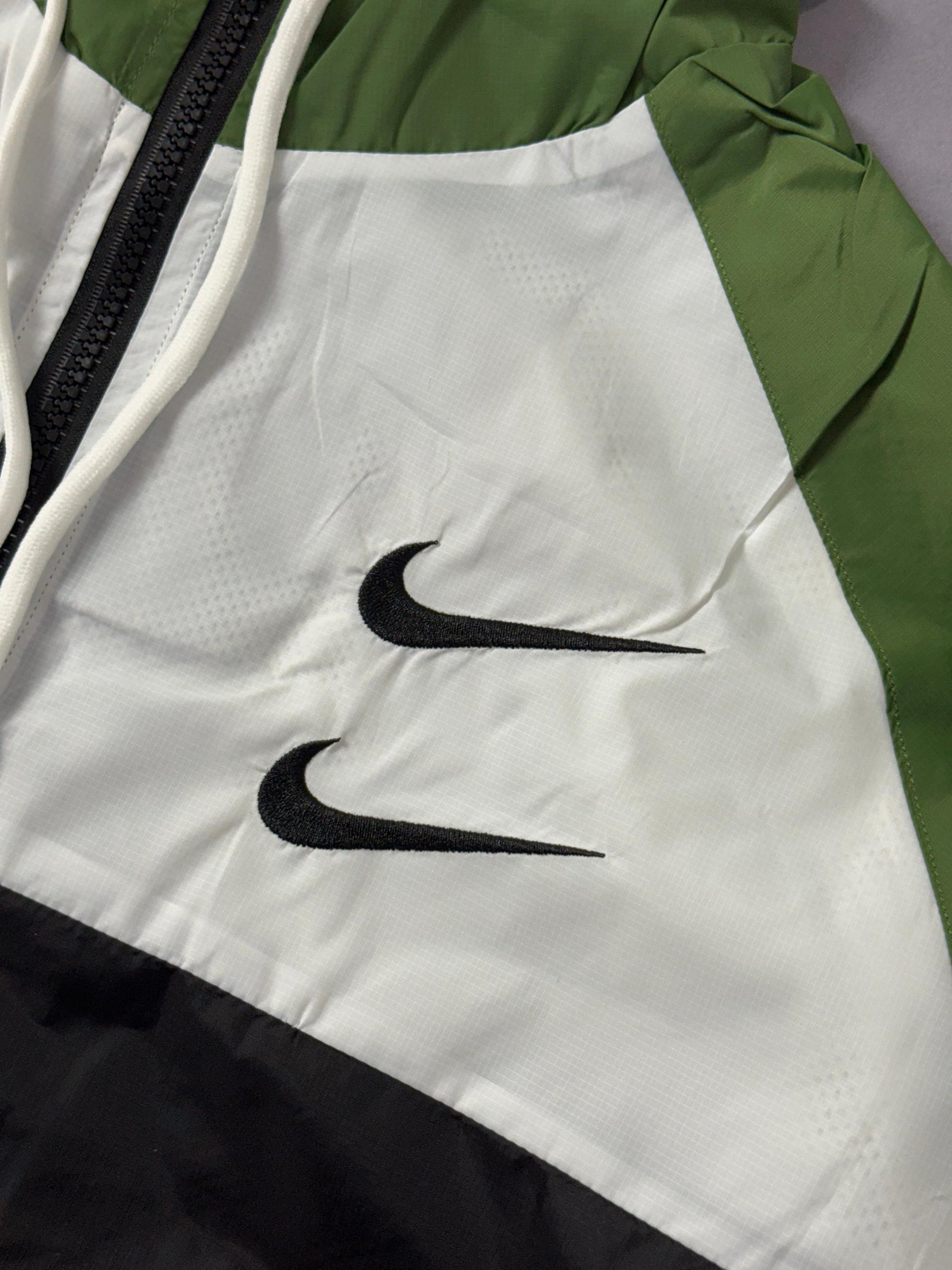 Corta Vento Nike Double Swoosh - Verde