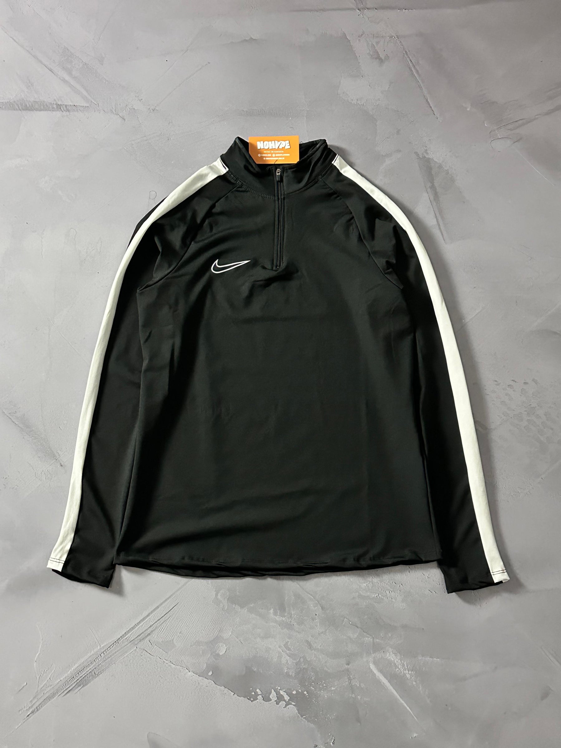 Camiseta Nike Manga Longa Dri Fit - Preto