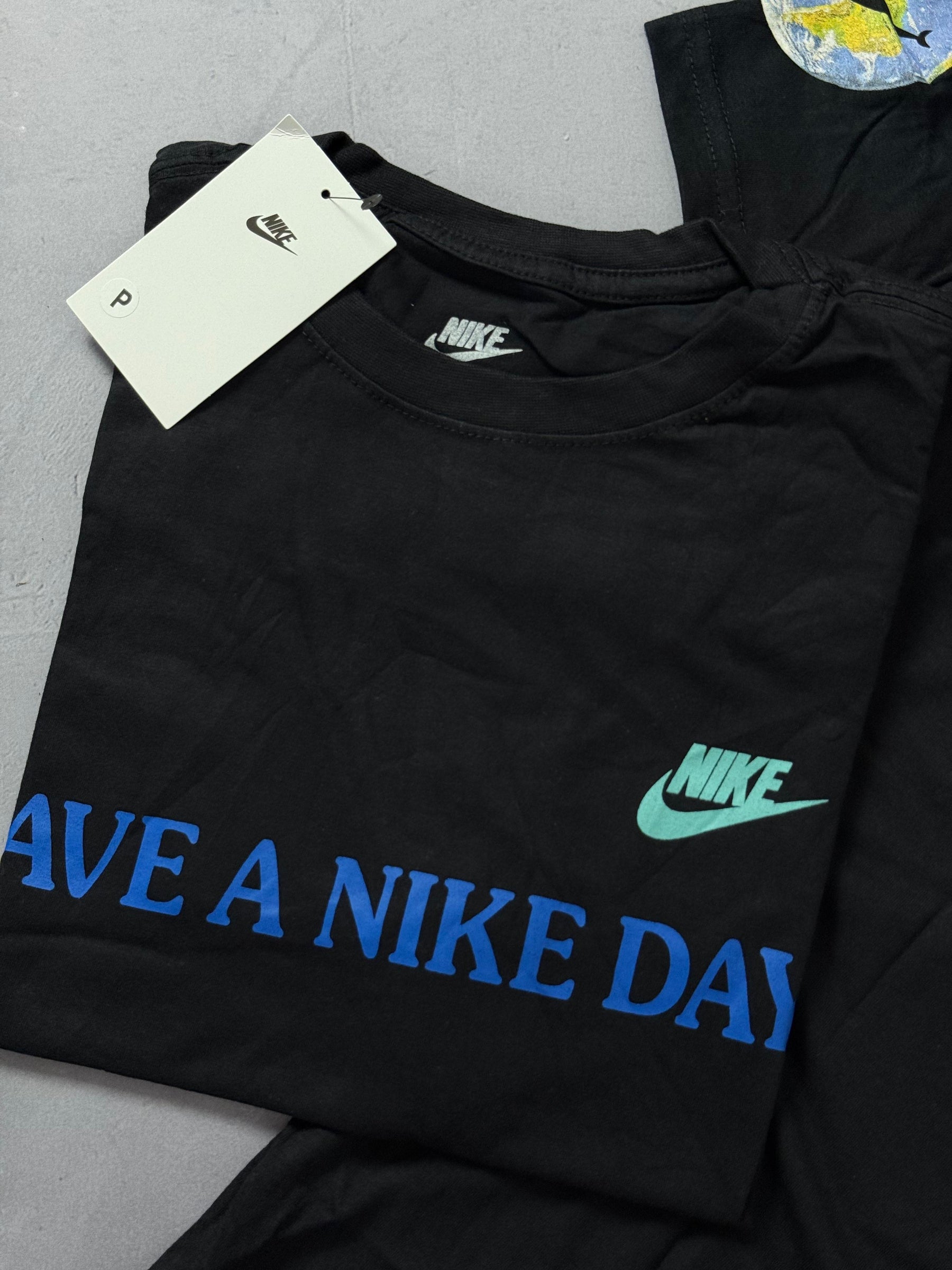 Camiseta Nike Have Day - Preto