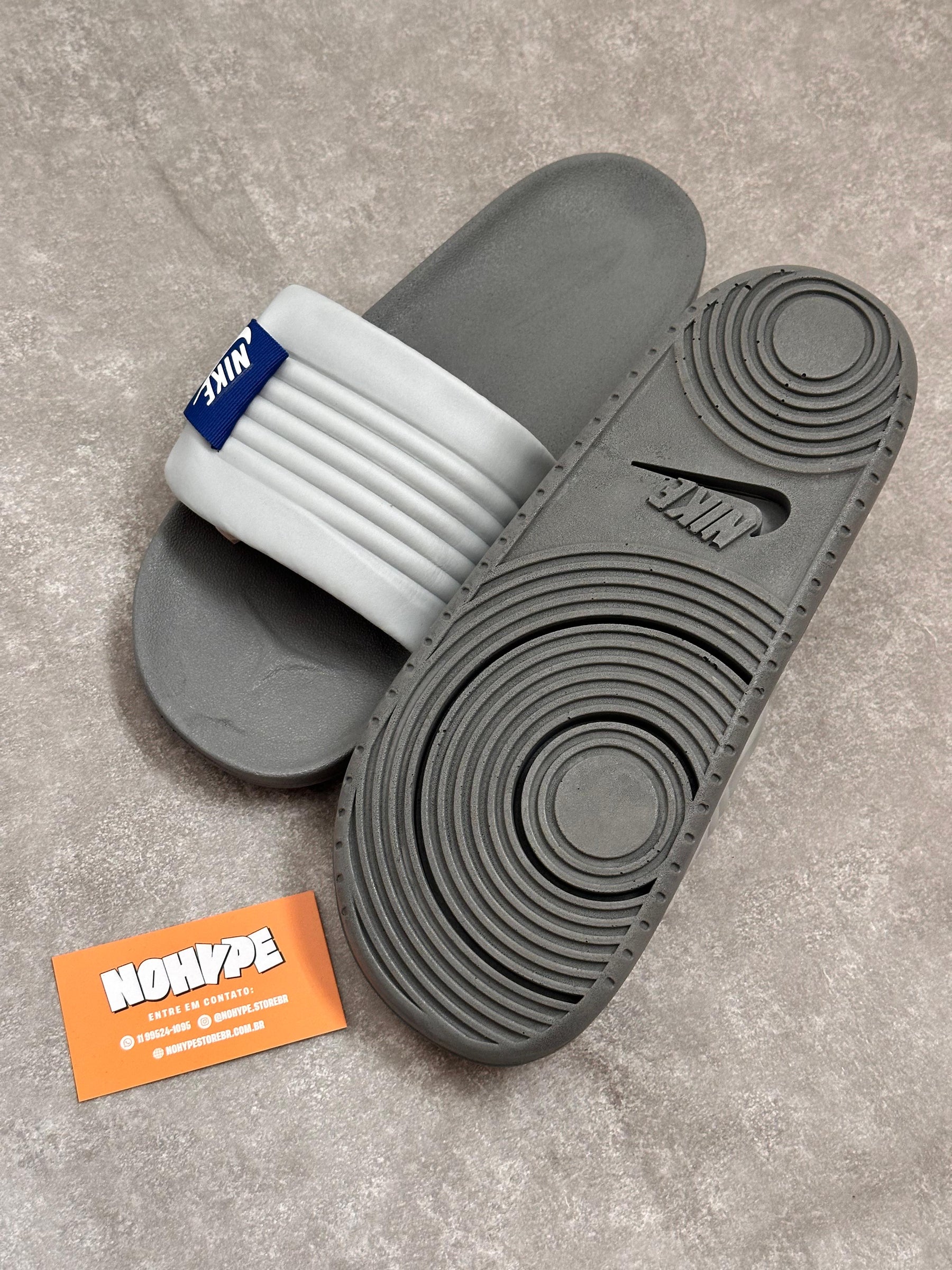 Chinelo Slide Nike Offcourt Adjust - Cinza