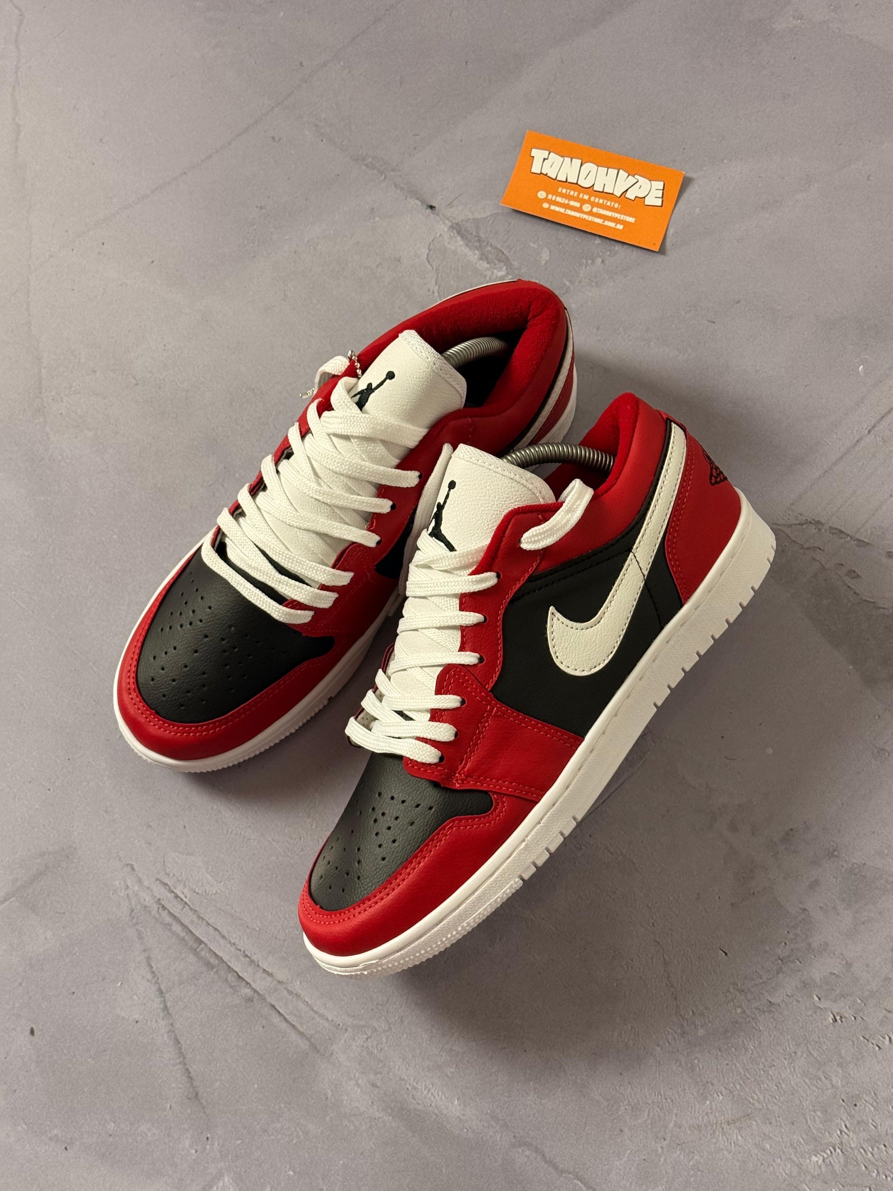 Tênis Nike Air Jordan Low 1 - Vermelho/Branco