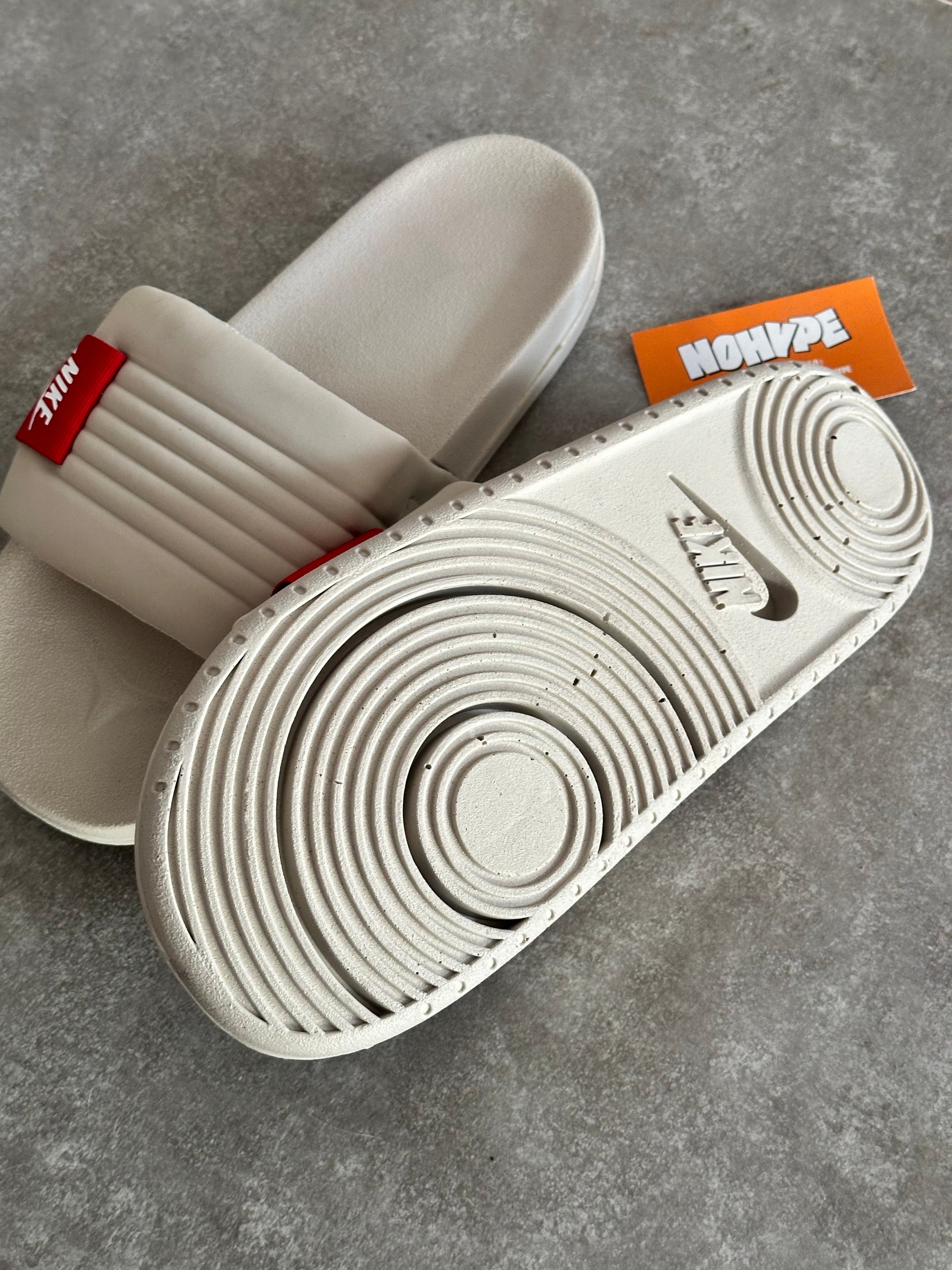 Chinelo Slide Nike Offcourt Adjust - Bege