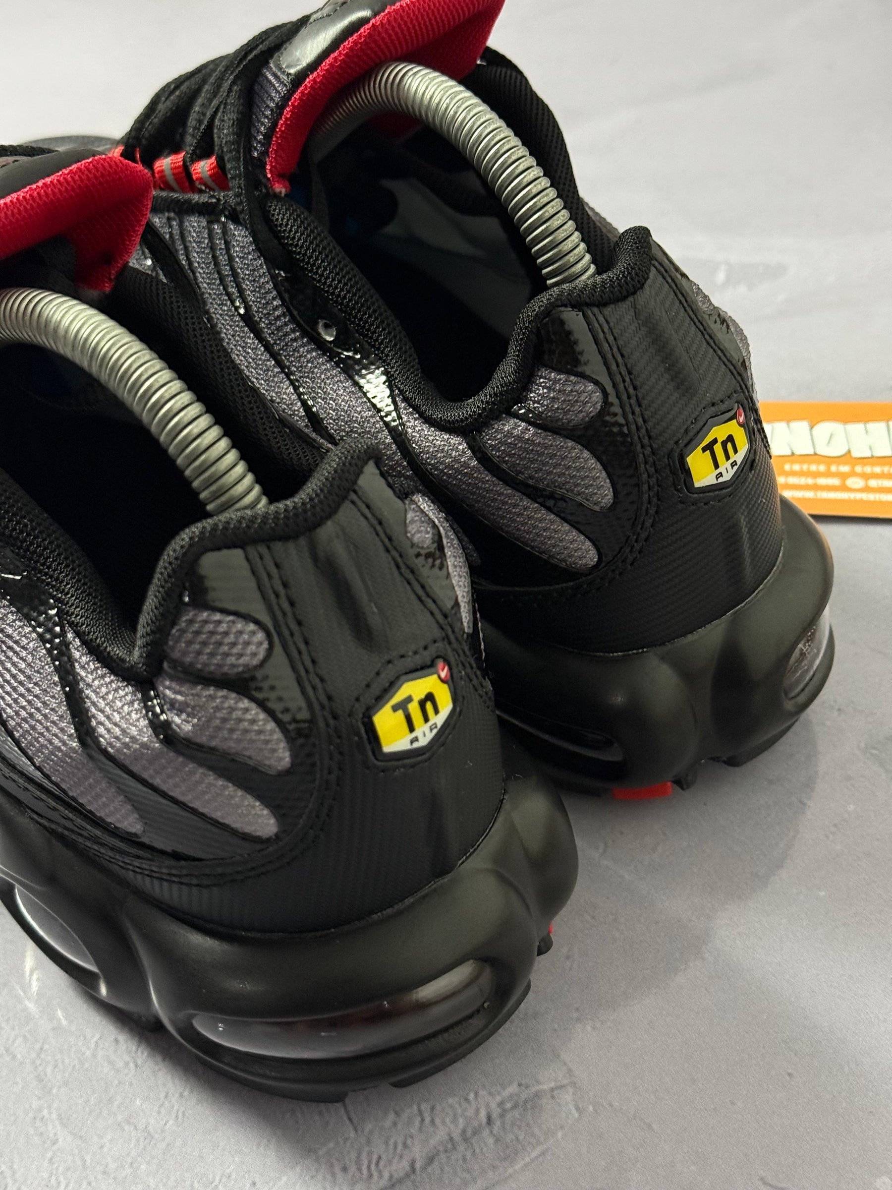 Tênis Nike Air Max Plus TN - Drácula