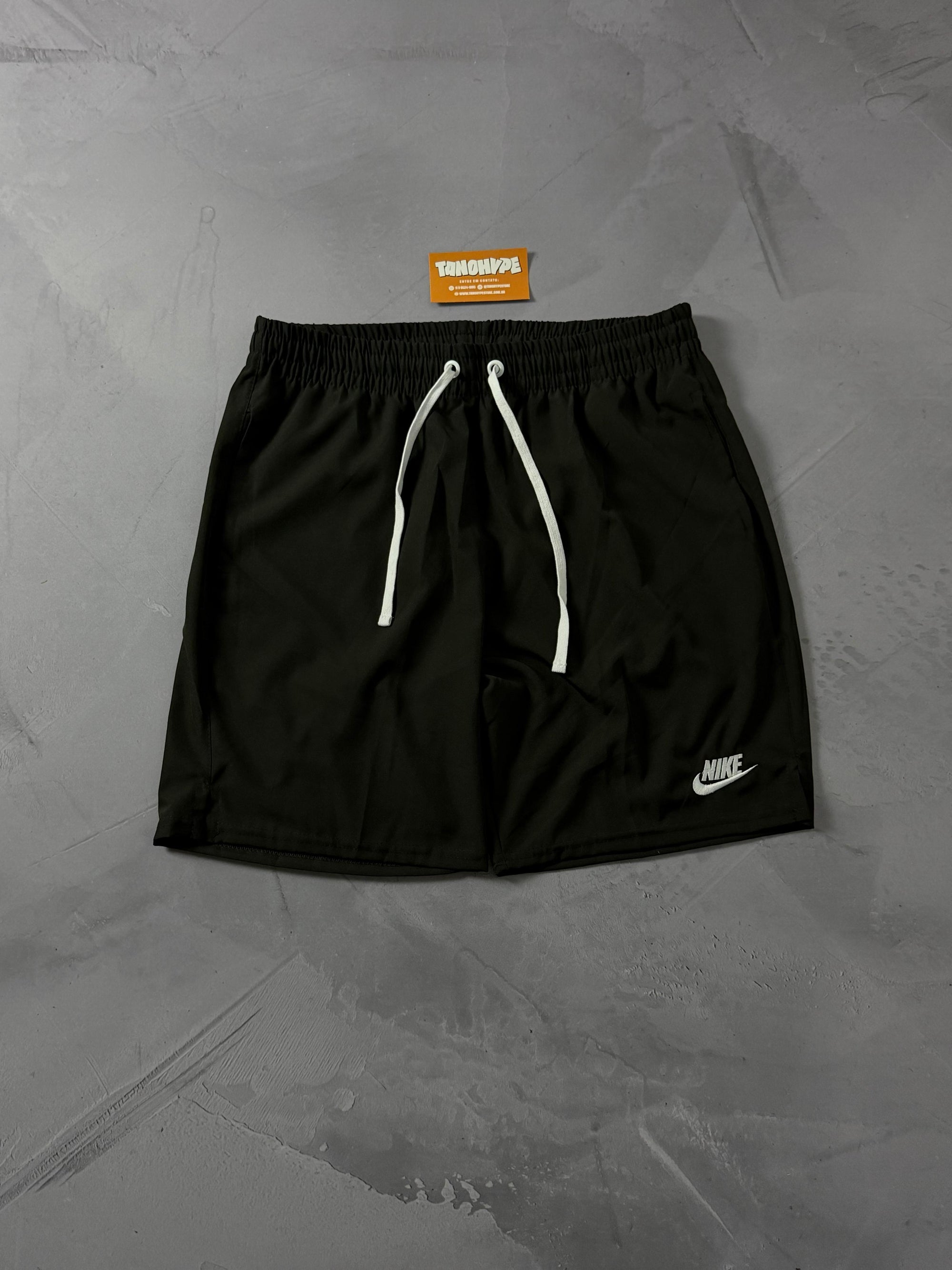 Shorts Tactel Nike Club Flow - Preto