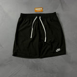 Shorts Tactel Nike Club Flow - Preto